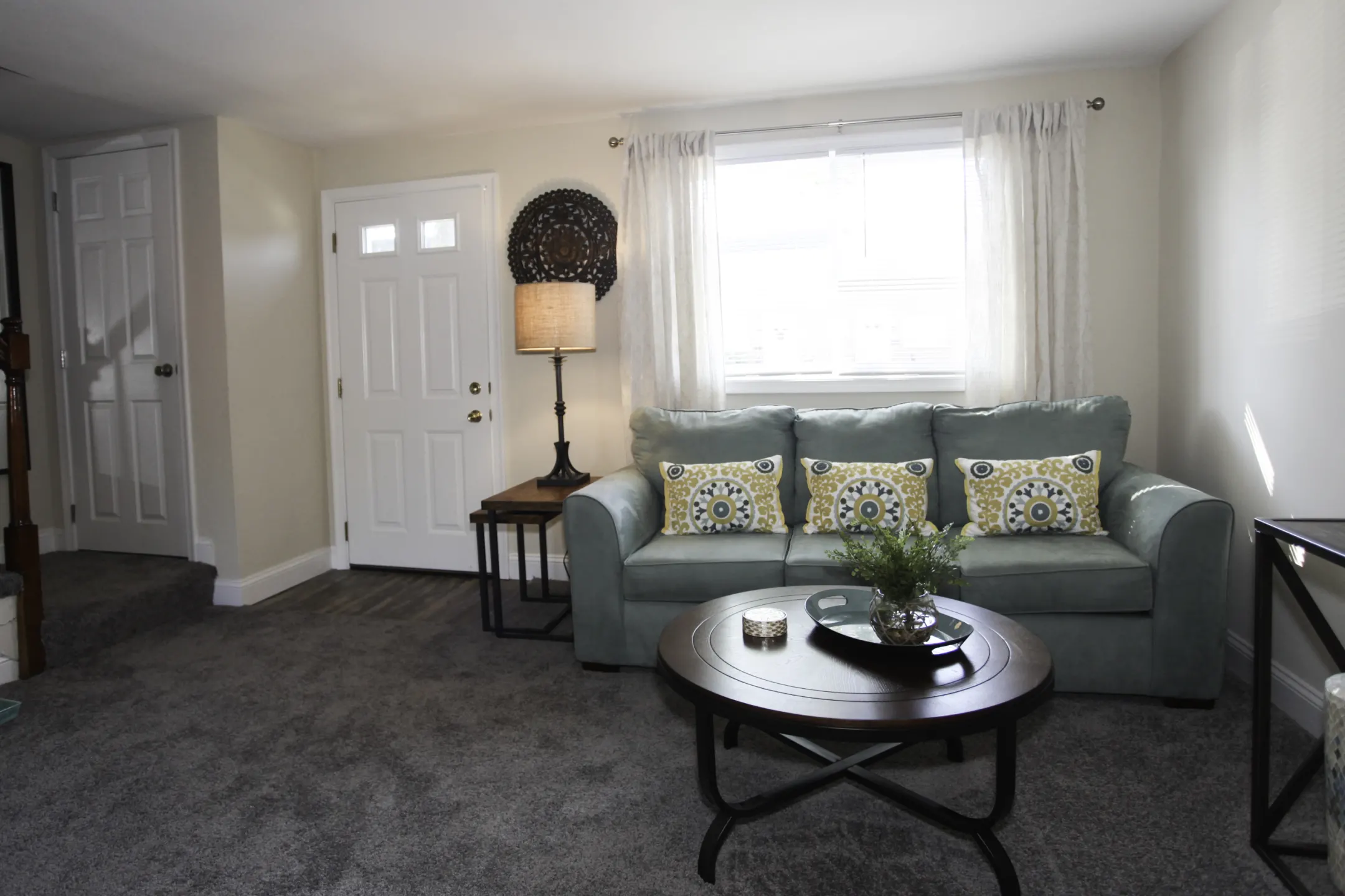 Living Room - Parkside Gardens Apartments & Townhouses - Baltimore, MD