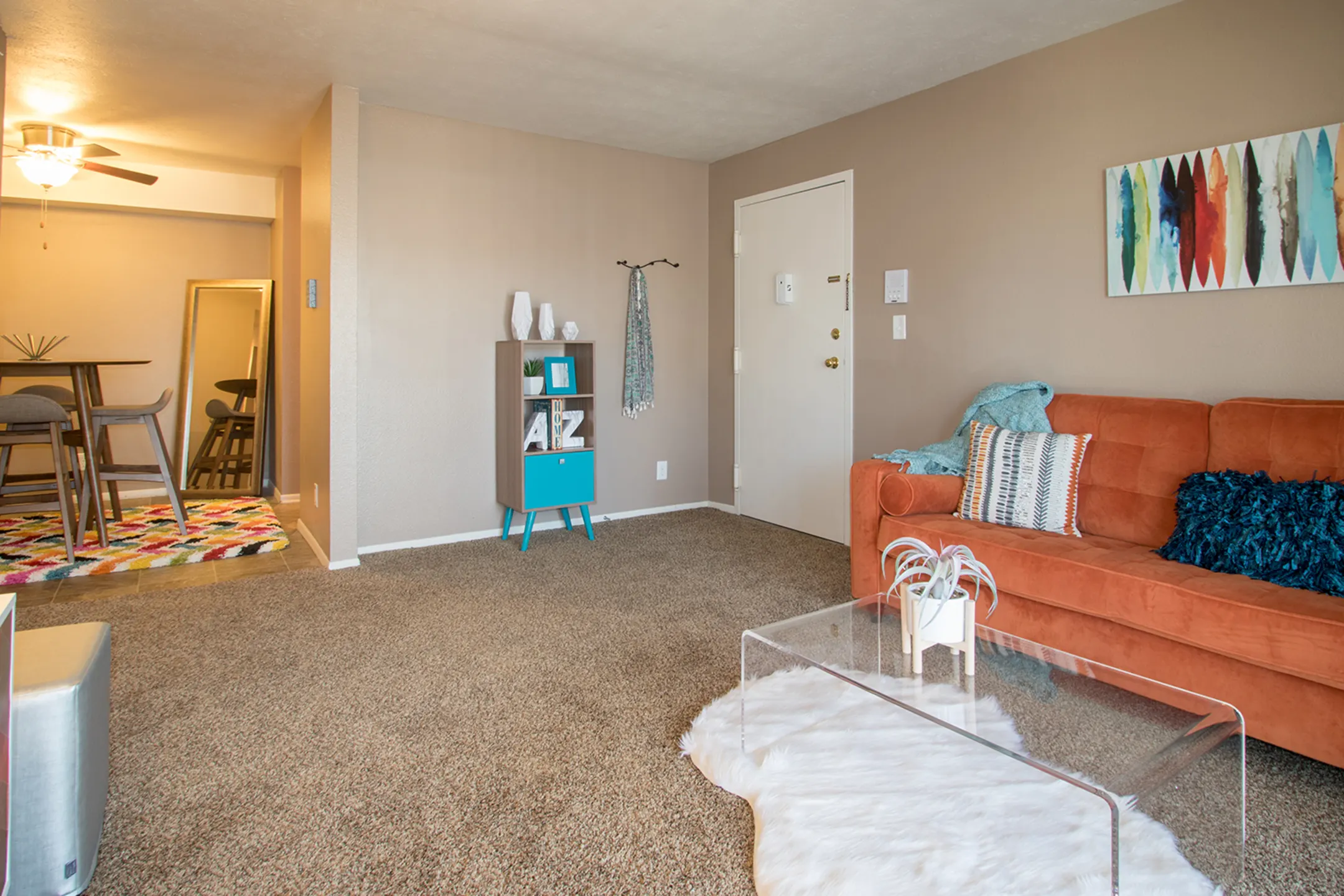 Royalwood Apartments Omaha, NE 68144