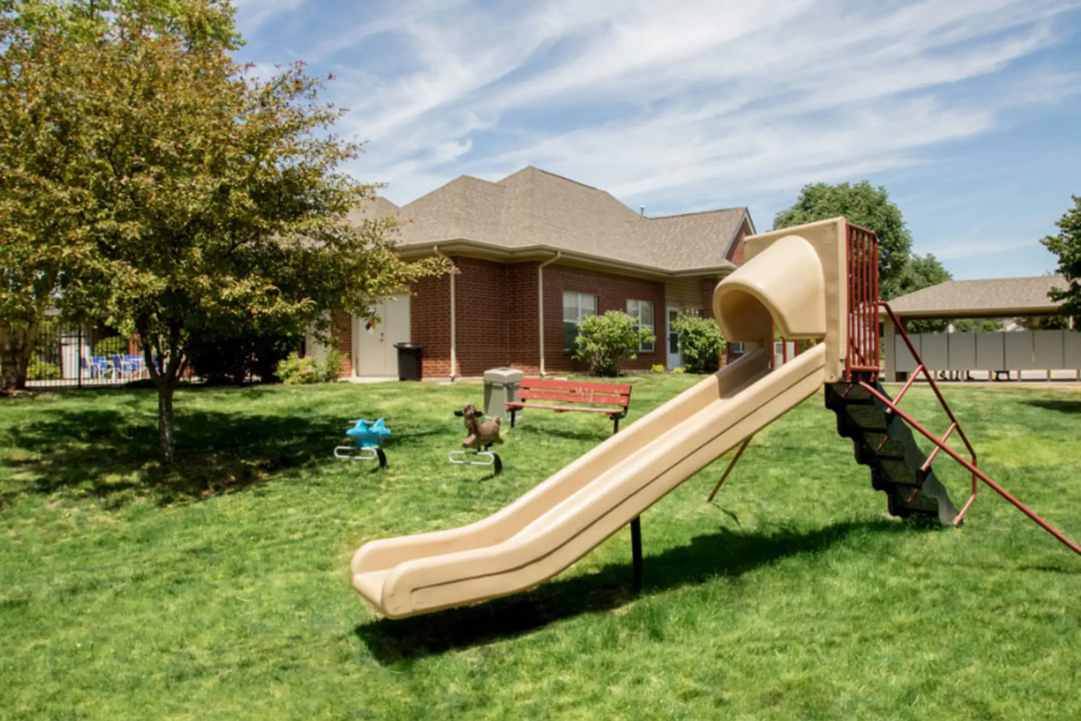 The Ave at Johnston Commons 6200 Clark Lane Johnston, IA Apartments