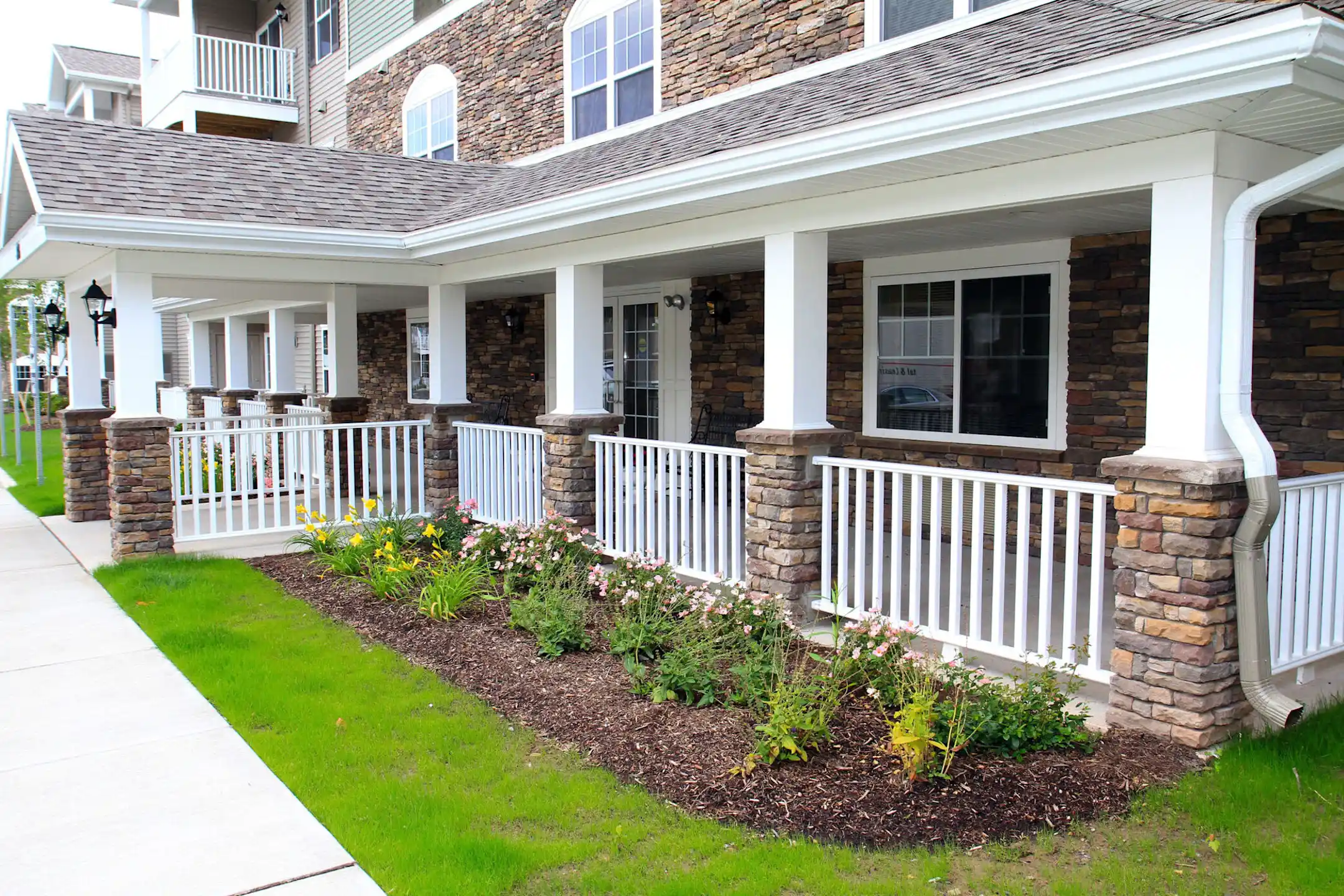 The Legends At North Ponds Park 830 Holt Rd Webster, NY Apartments