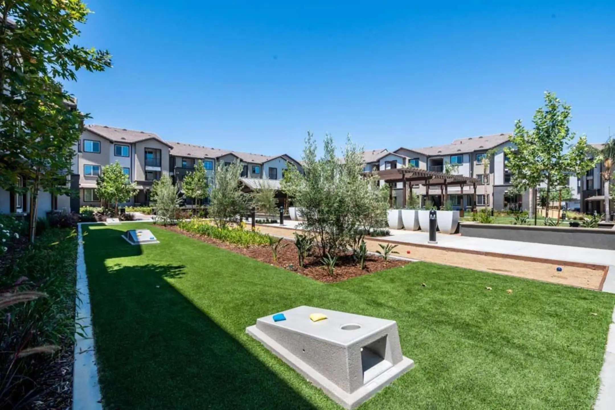 The Vineyards at Porter Ranch Apartments Apartments Porter Ranch, CA