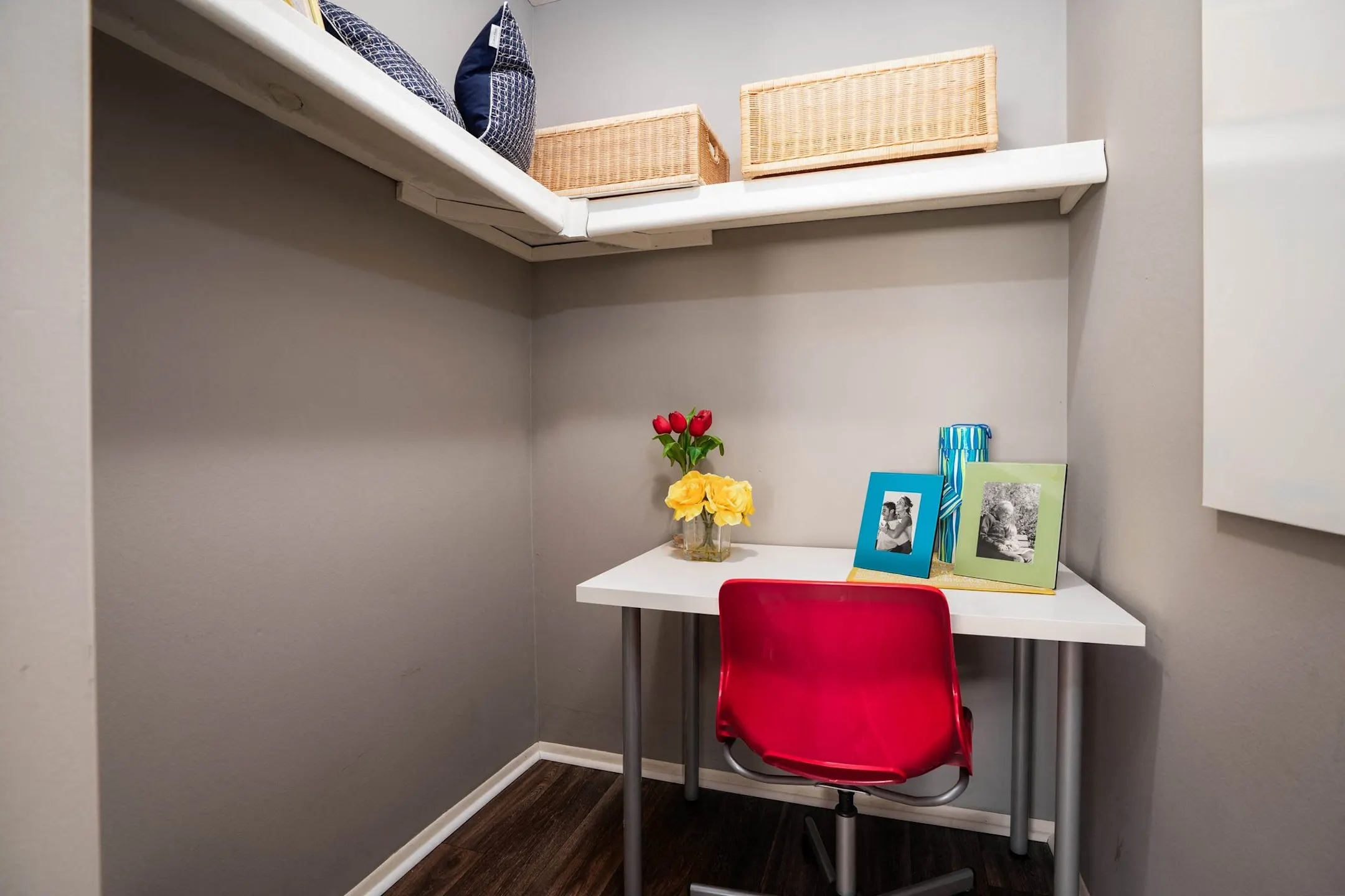 Drawbridge Apartments Harrison Township, MI 48045