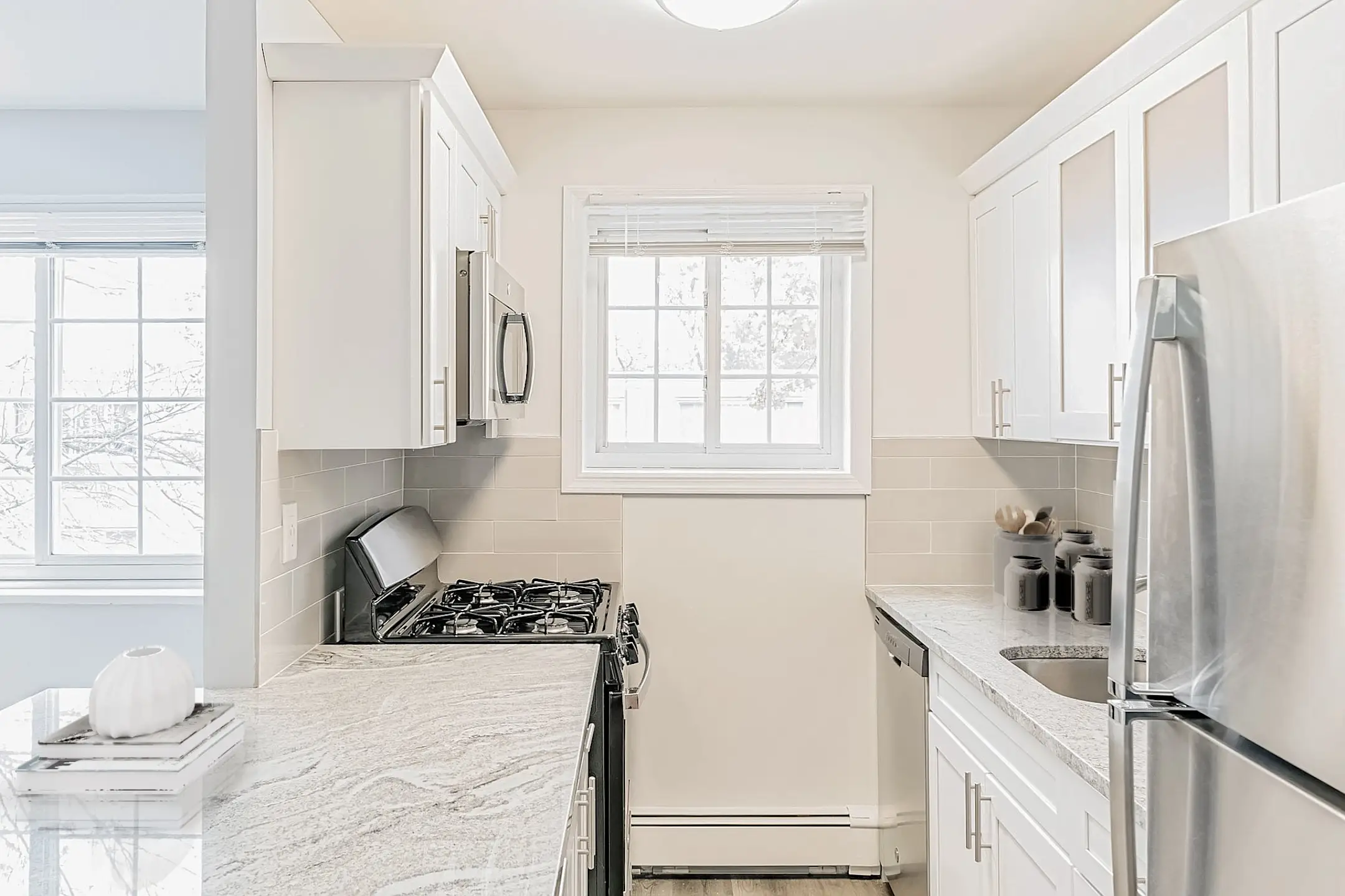 Eagle Rock Apartments At Carle Place 401 E Jericho Tpke Carle Place