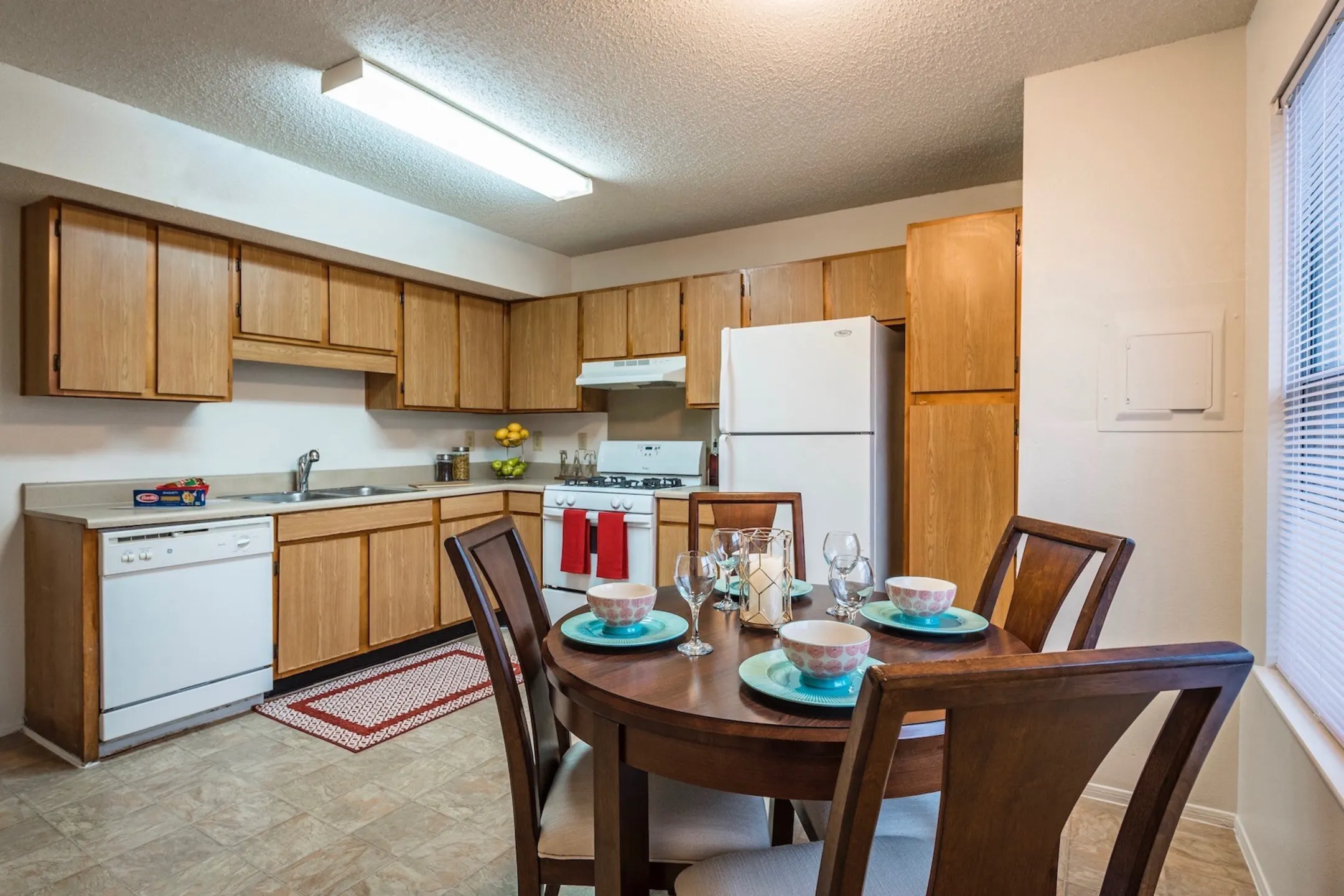 MeadowView Townhomes Apartments Goshen, OH 45122