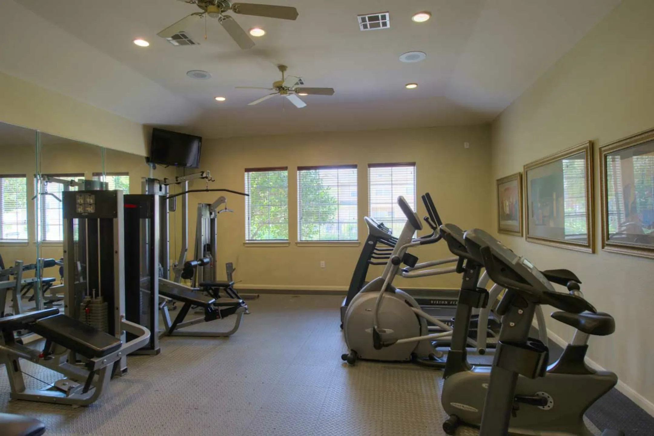 Fitness Weight Room - Park at North Vista - Houston, TX
