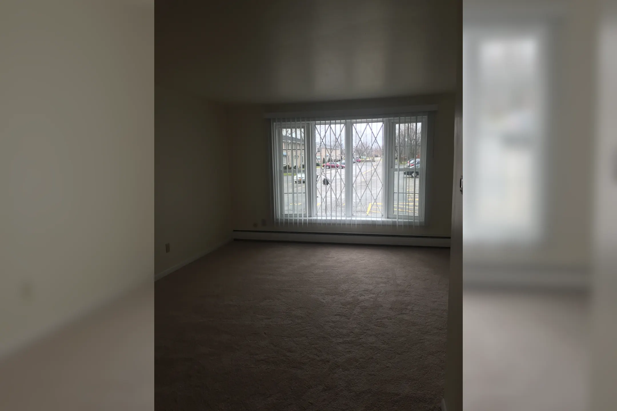 Beechwood Manor Apartments 1035 Beach Rd Buffalo, NY Apartments for