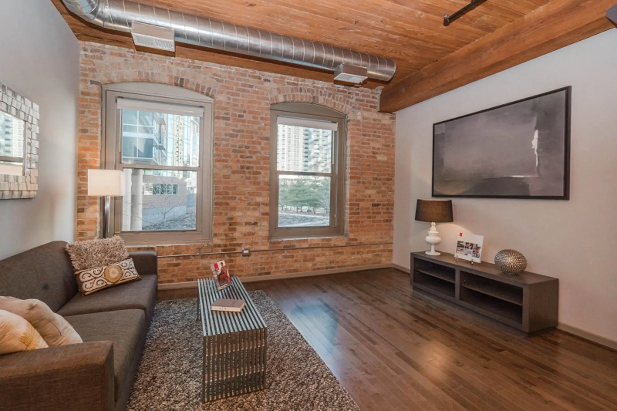 Lofts at River East Apartments Chicago, IL 60611