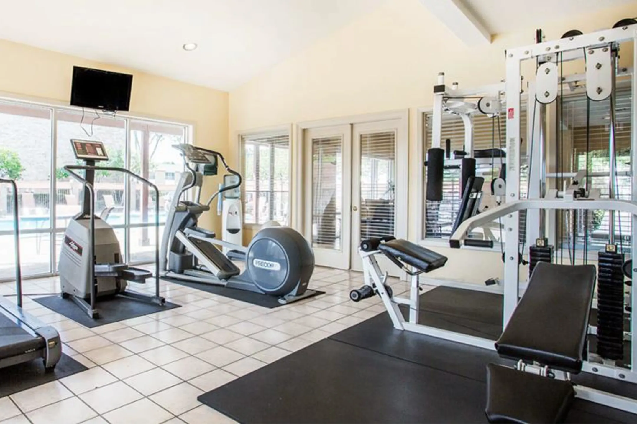 Fitness Weight Room - City Heights Steeplechase - Lafayette, LA