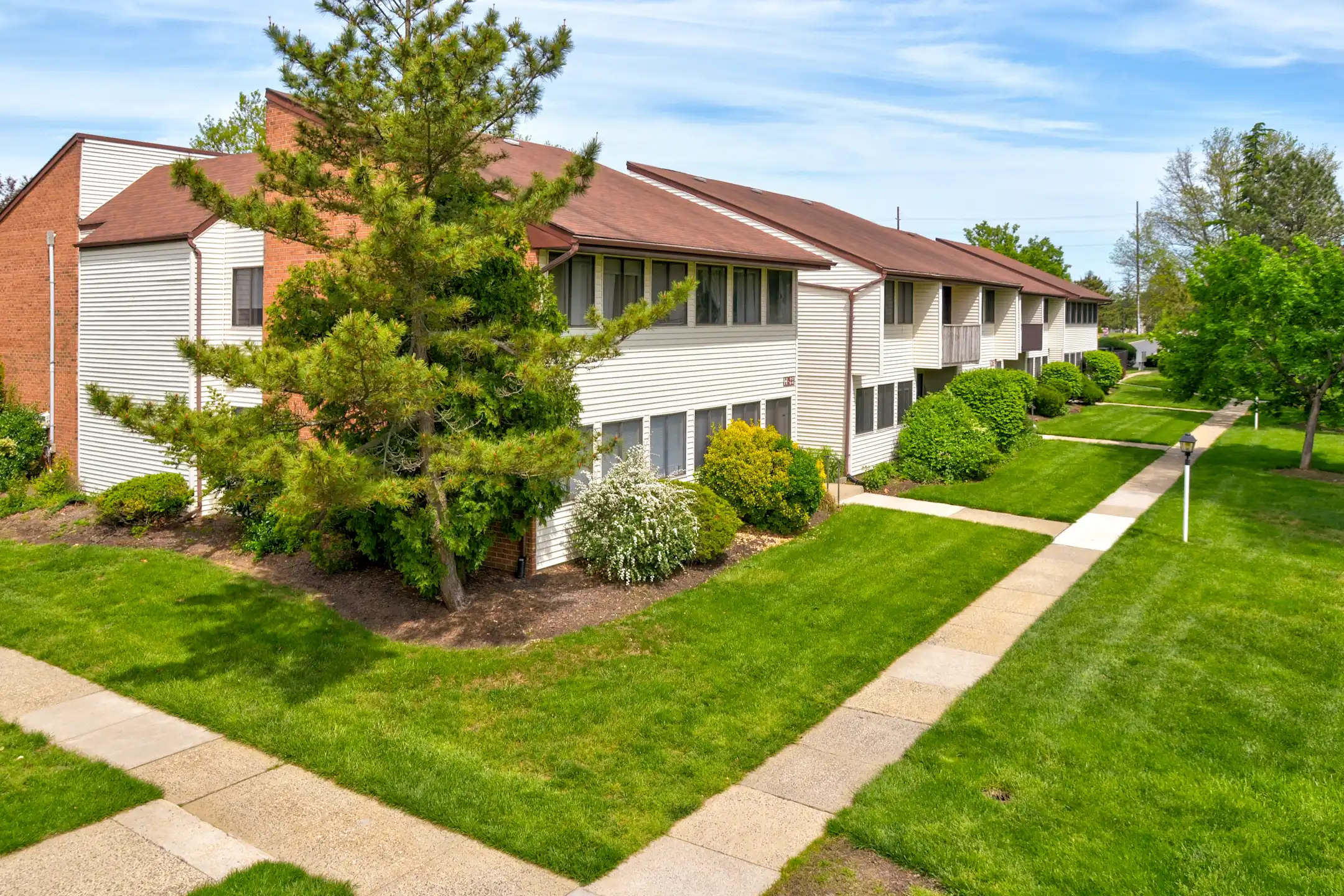 Village East Apartments 661 Abbington Dr East Windsor, NJ