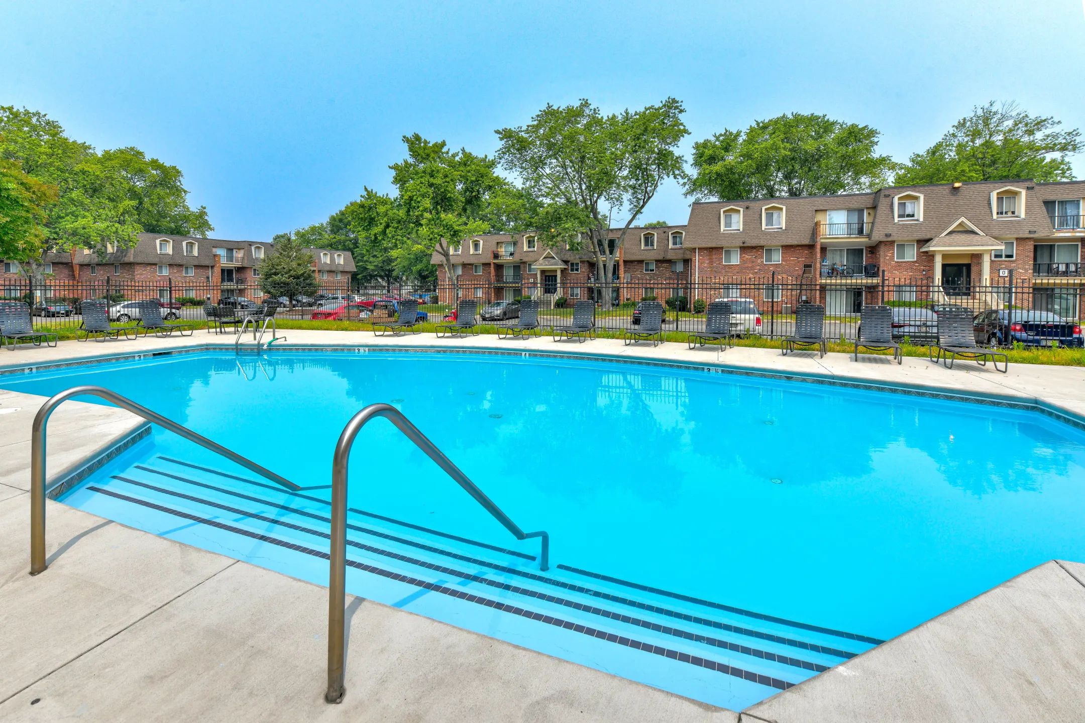 Dover Country Club Apartments - Dover, DE 19904