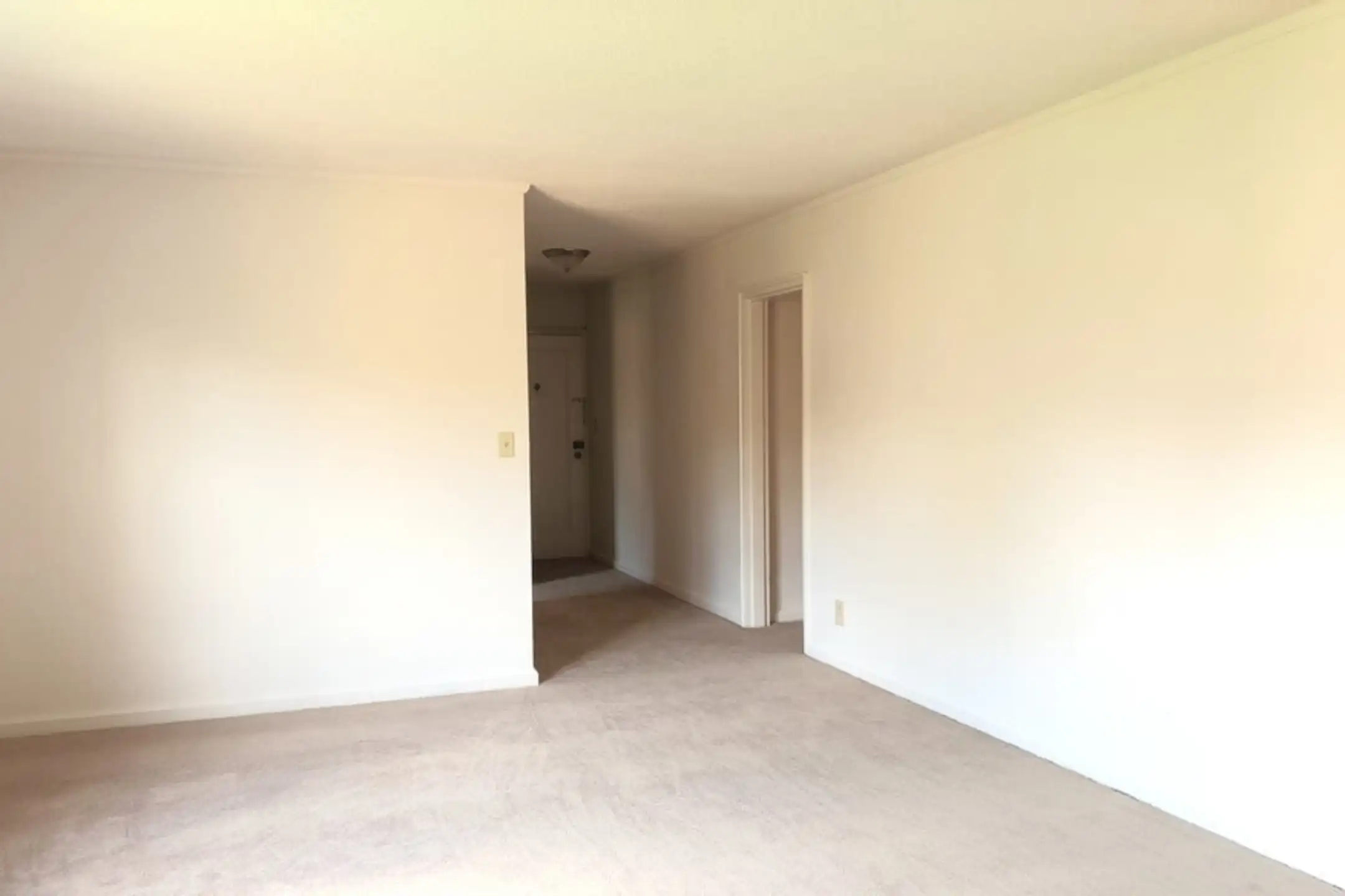 Stonehenge Gardens 9 Circle Ln Albany, NY Apartments for Rent Rent.