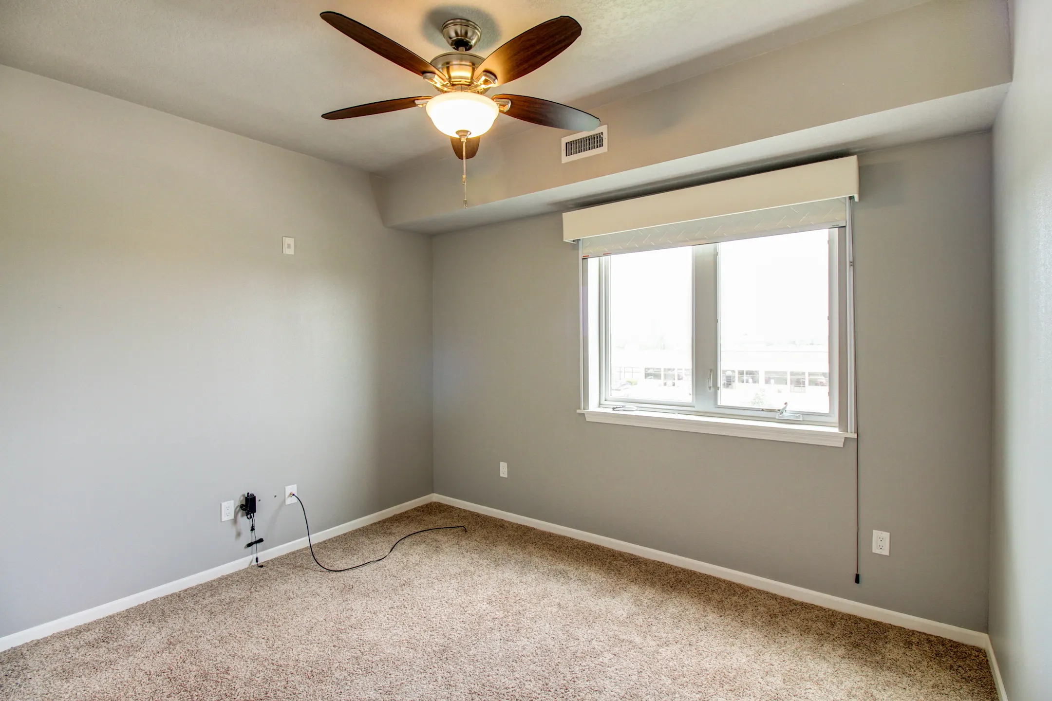 Altoona Towers Apartments Altoona, IA 50009