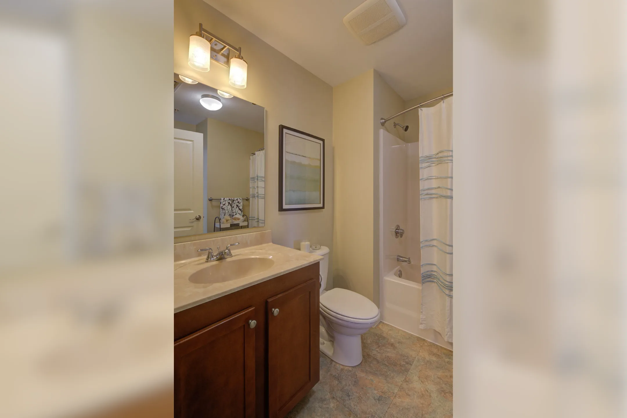 University Heights Apartments 15 Princeton Dr Hooksett, NH