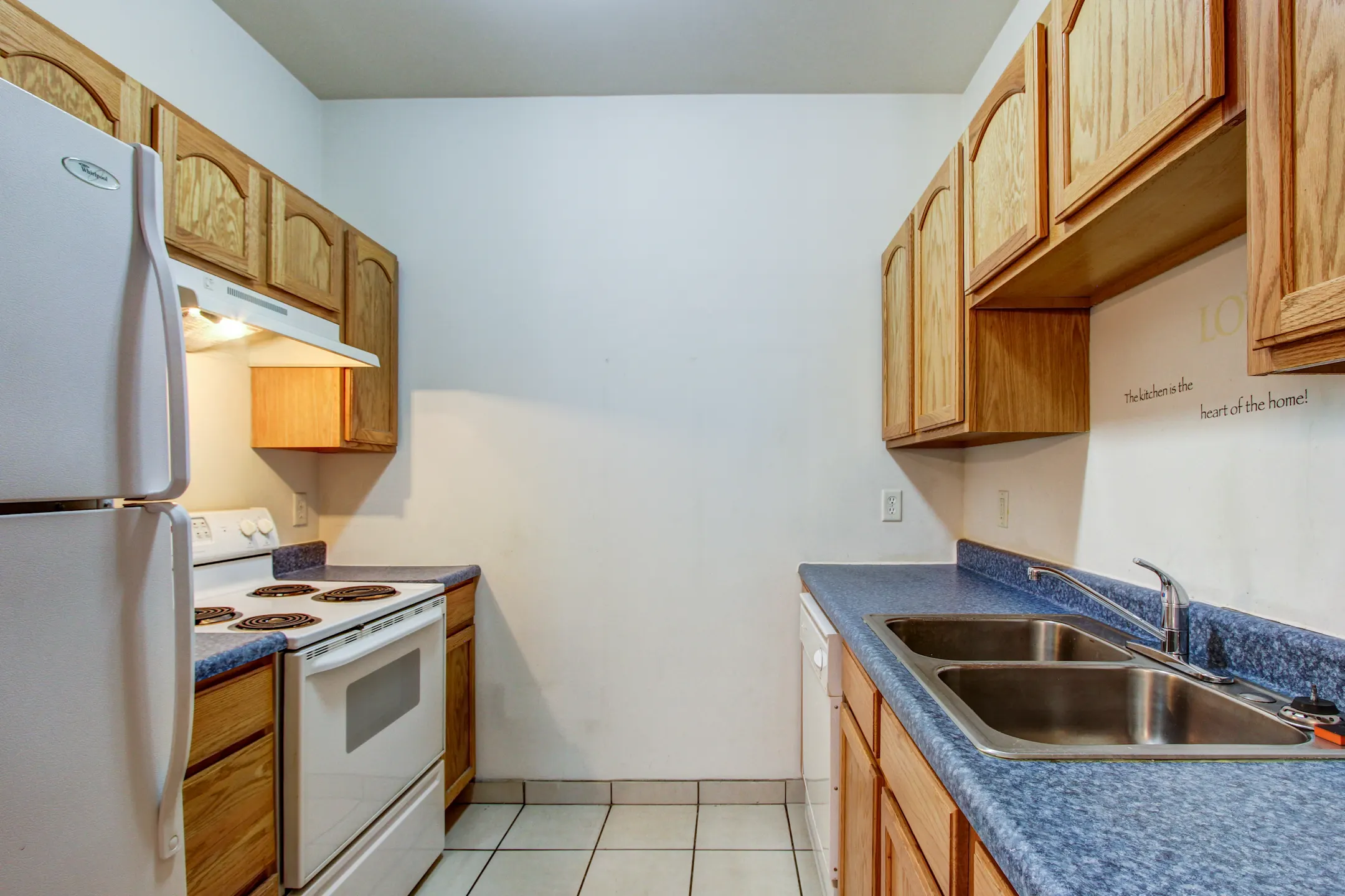 Springfield Farms 415A Baker Hill Ln Williamsport, MD Apartments