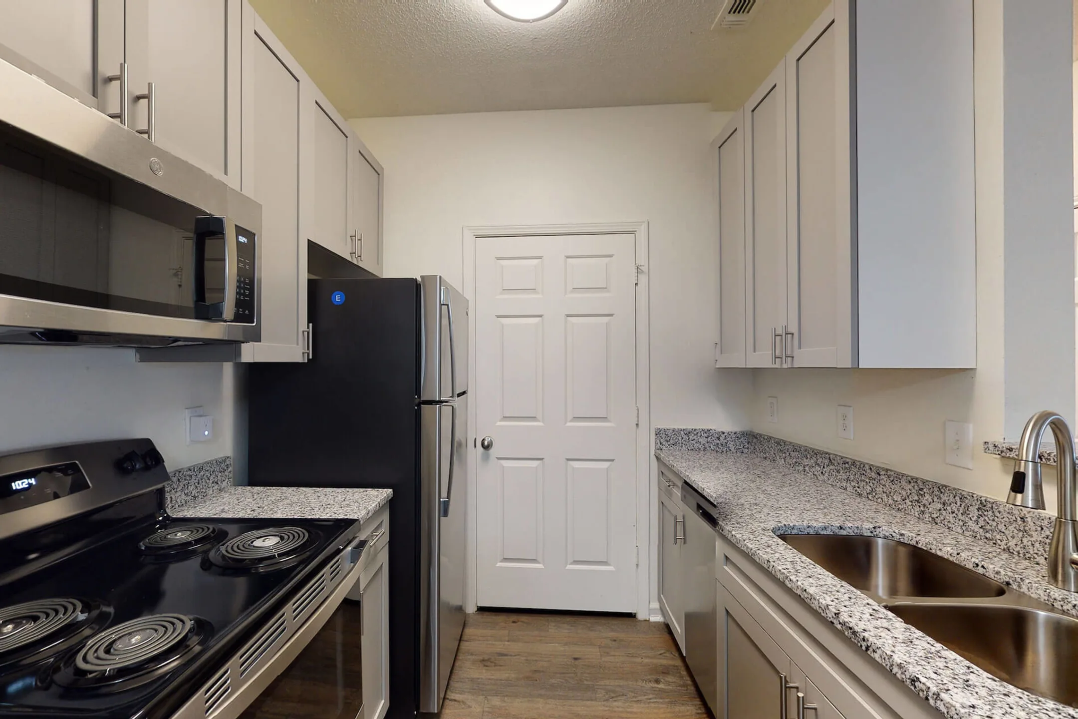 Carrington Hills 3750 Carothers Pkwy Franklin, TN Apartments for