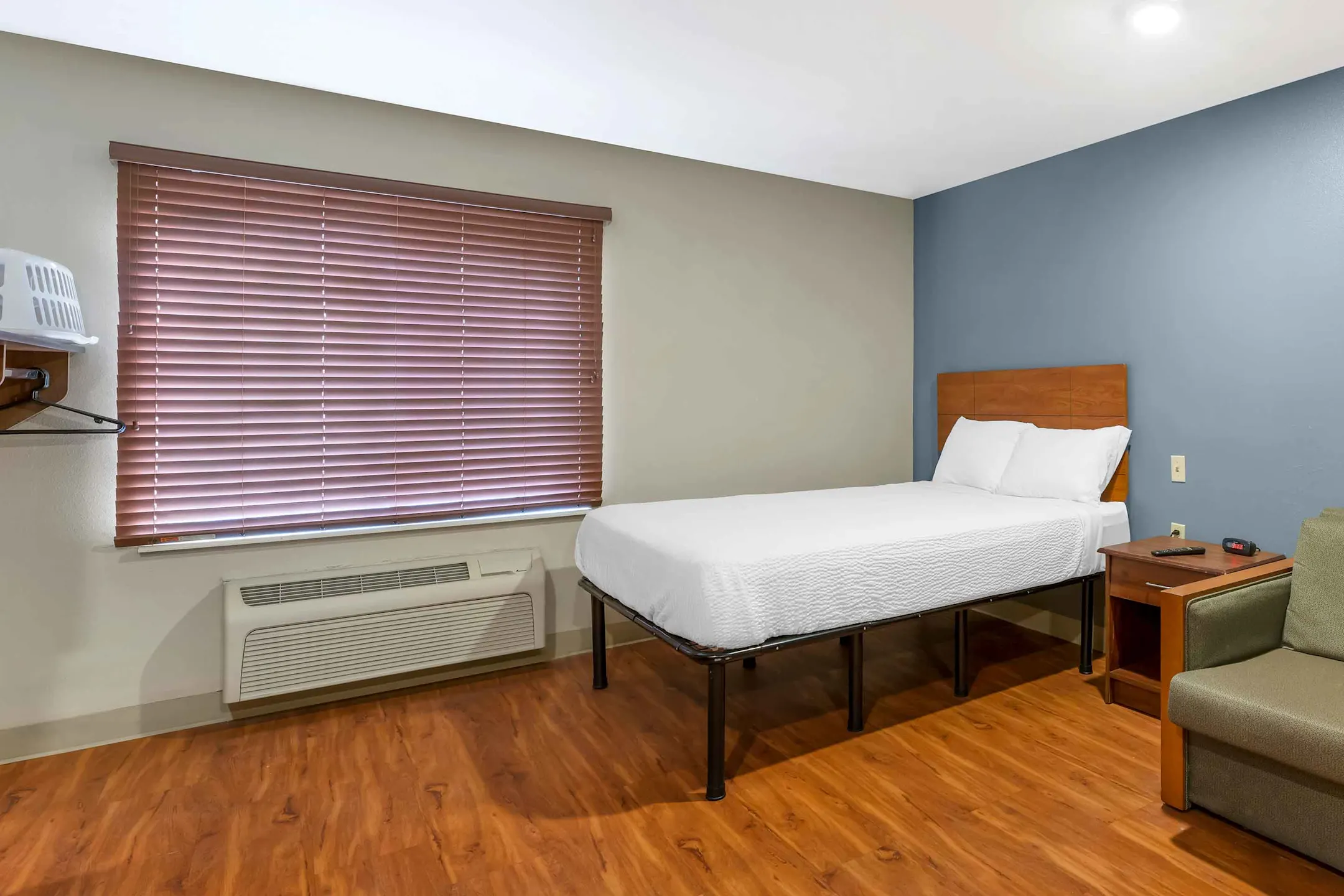 Furnished Studio Lubbock West Apartments Lubbock, TX 79407