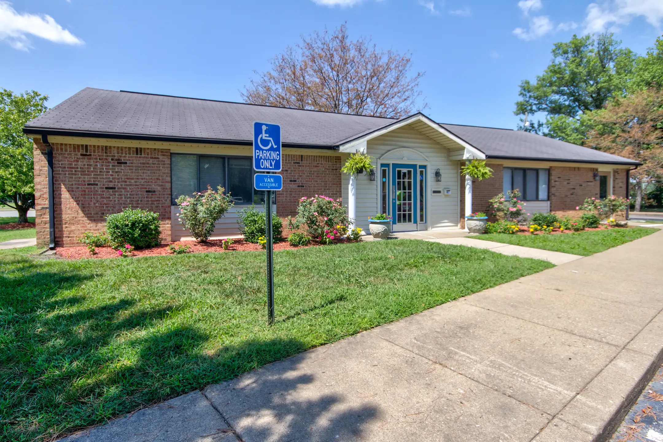 Springview Apartment Homes Apartments Newburgh, IN 47630