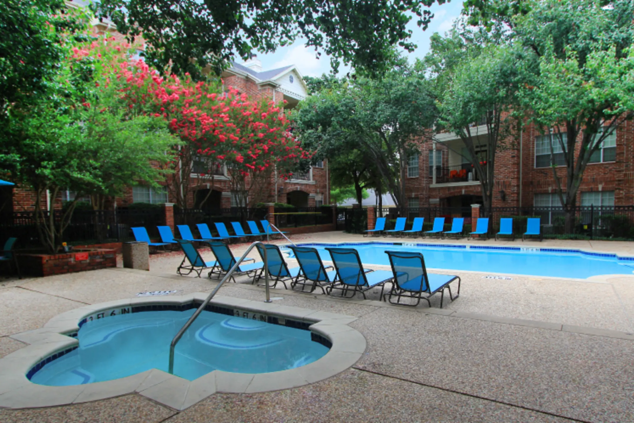 The Saxony Apartments Dallas, TX 75254