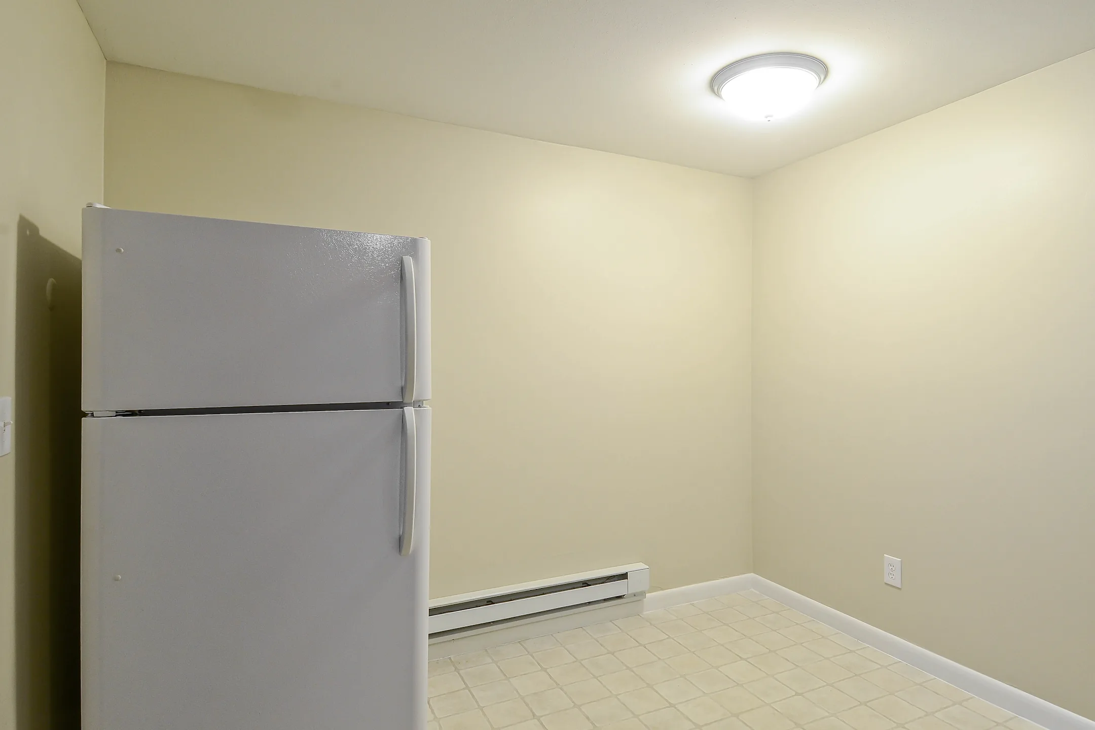 Gristmill Apartments 126 Toll Gate Rd Warwick, RI Apartments for Rent Rent.