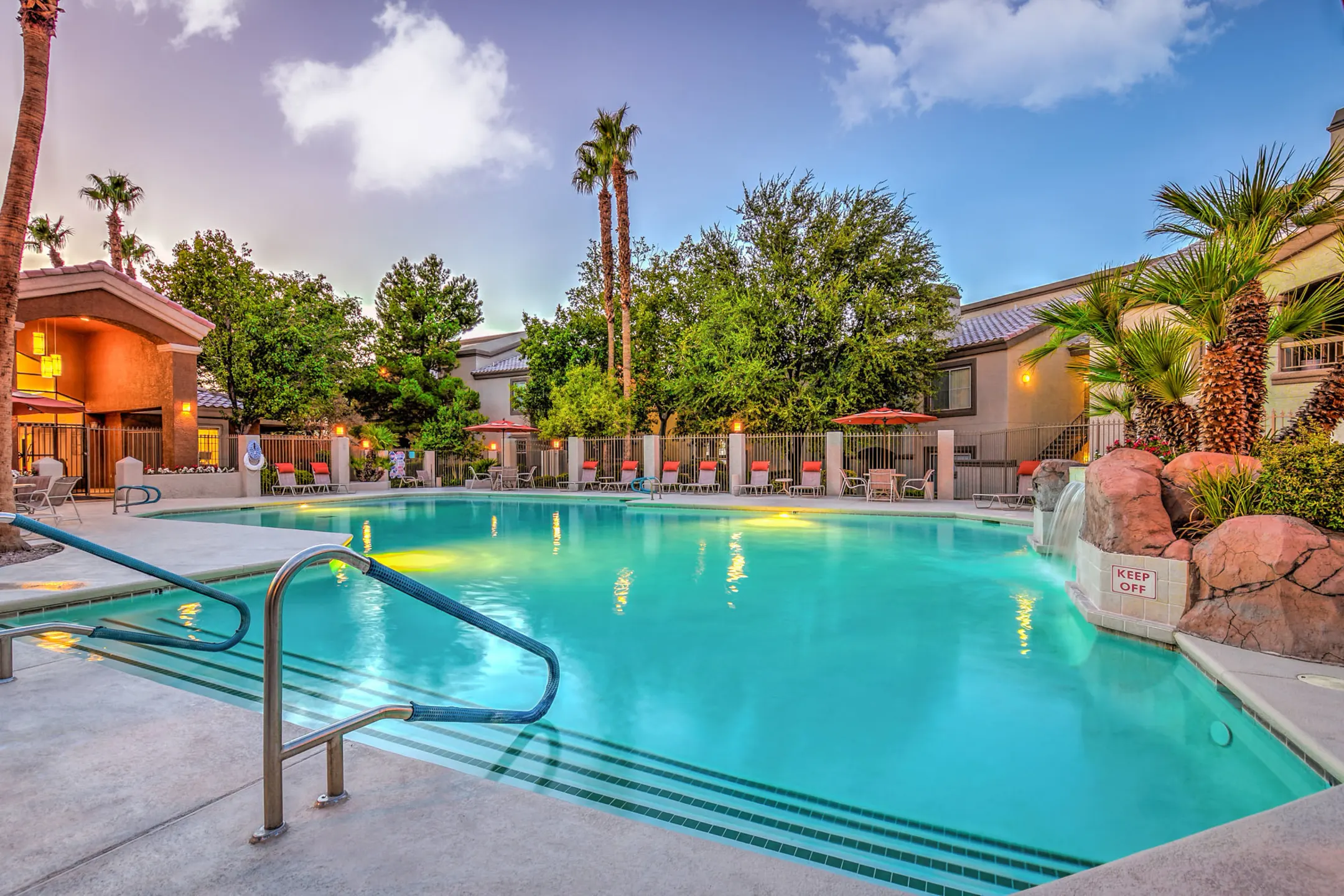 Estancia Apartments - Las Vegas, NV 89129