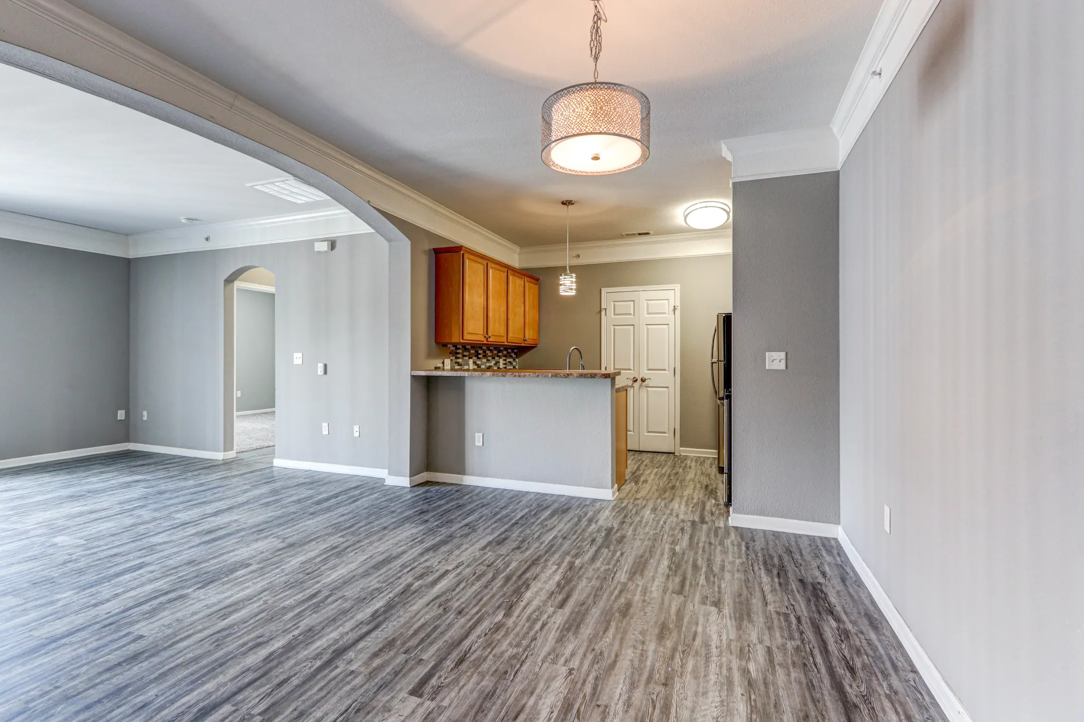 The Falls At Settlers Walk 10 Falls Blvd Springboro, OH Apartments