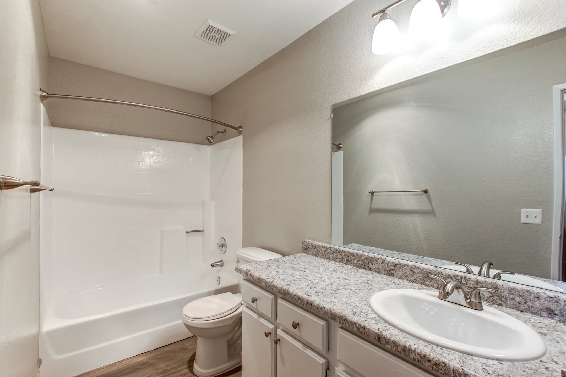 Grand Apartments on Lindley Apartments Northridge, CA 91325