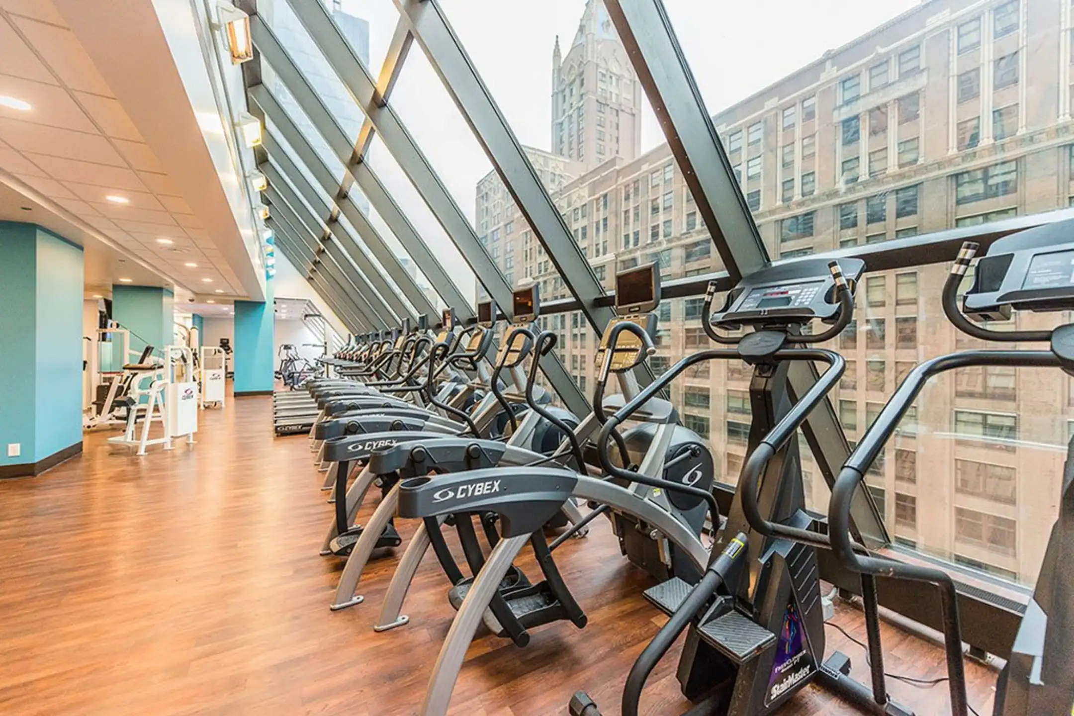 Fitness Weight Room - Axis Apartments and Lofts - Chicago, IL