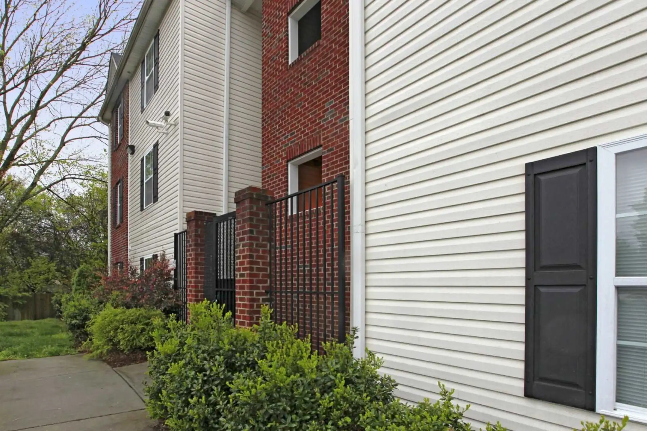 Campus East Apartments Greensboro Nc