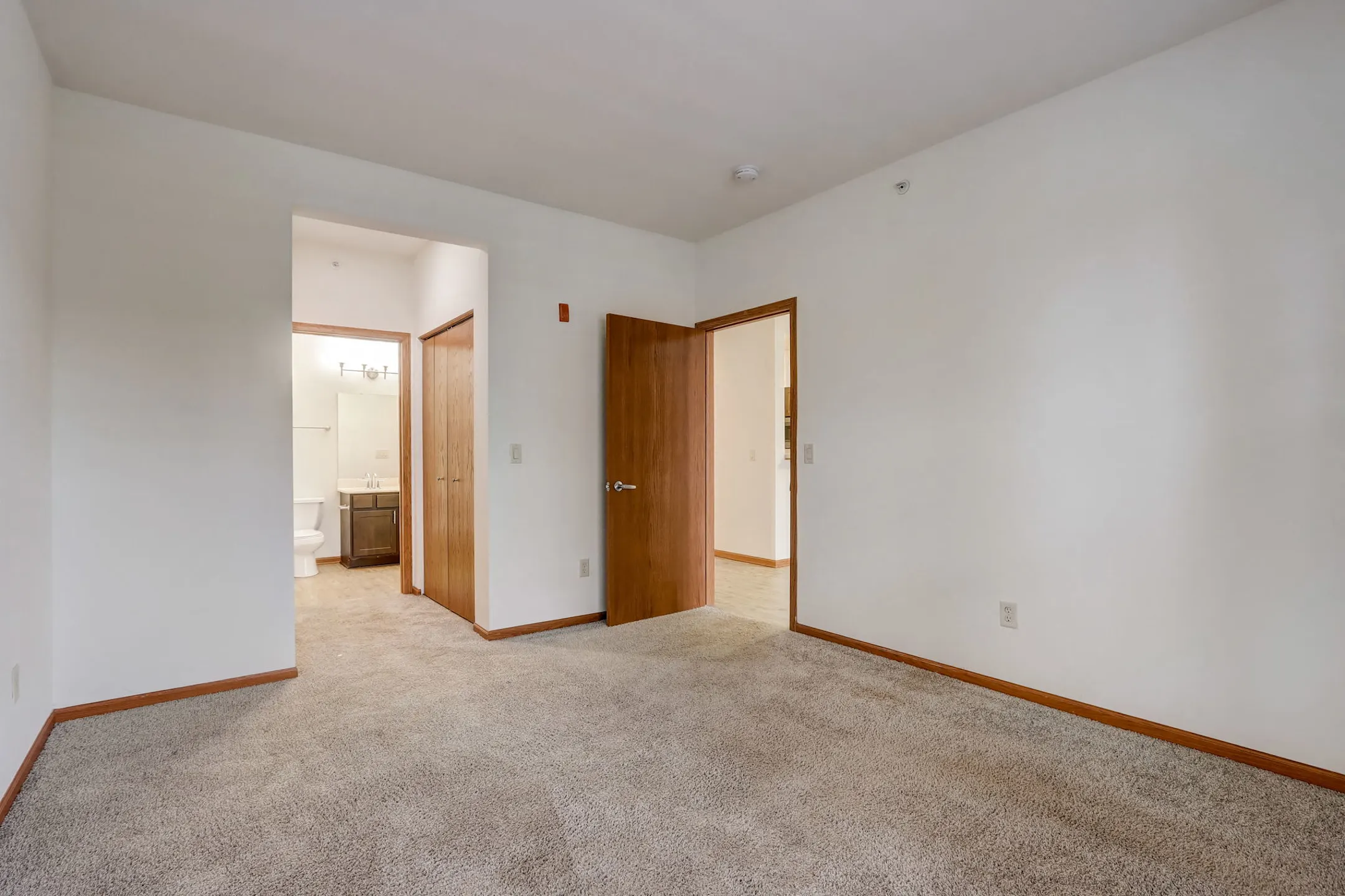 Norhardt Crossing Apartments Apartments Brookfield, WI 53045