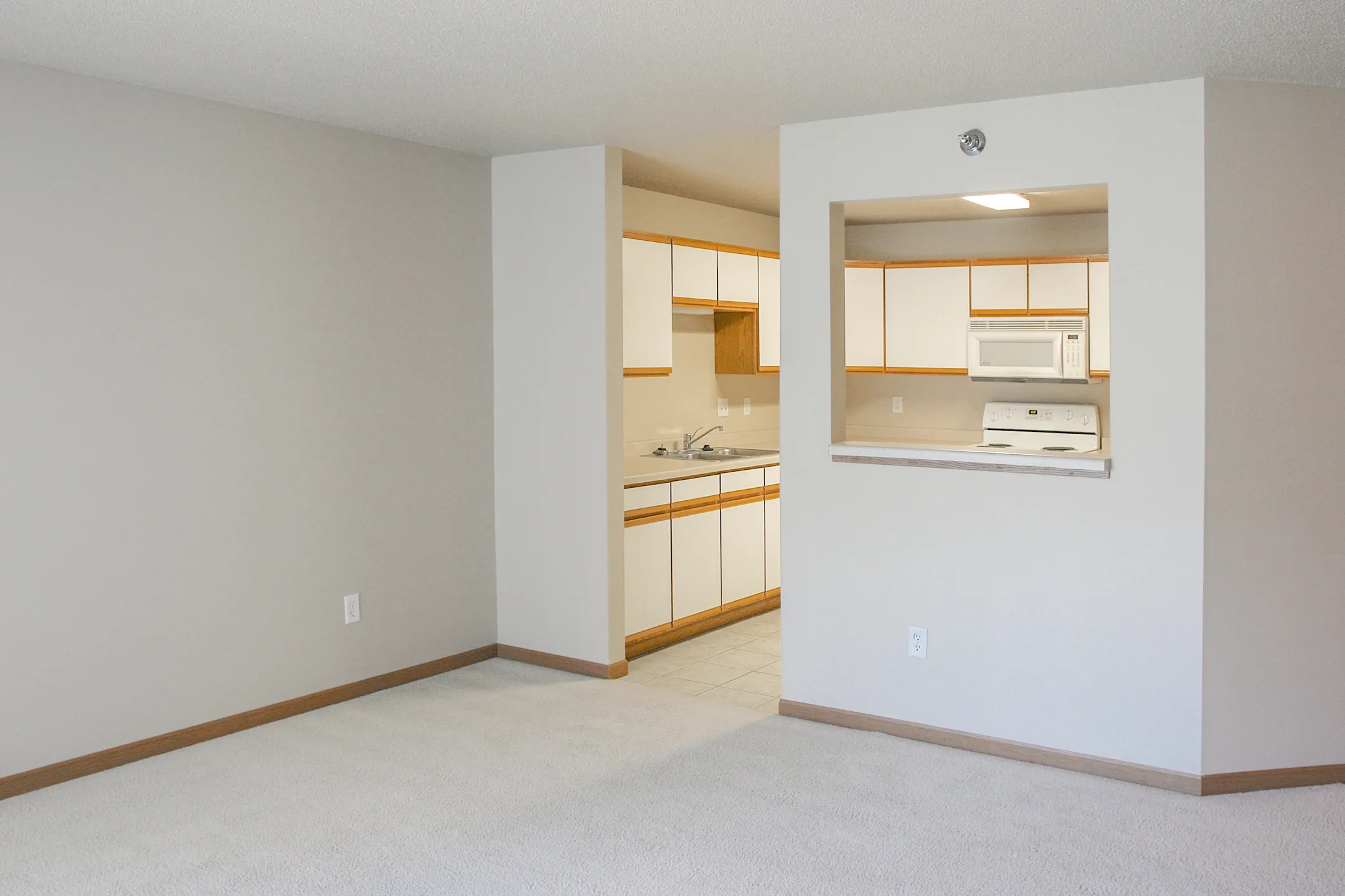 Osgood Townsite Apartments and Townhomes 4901 44th Ave S Fargo, ND