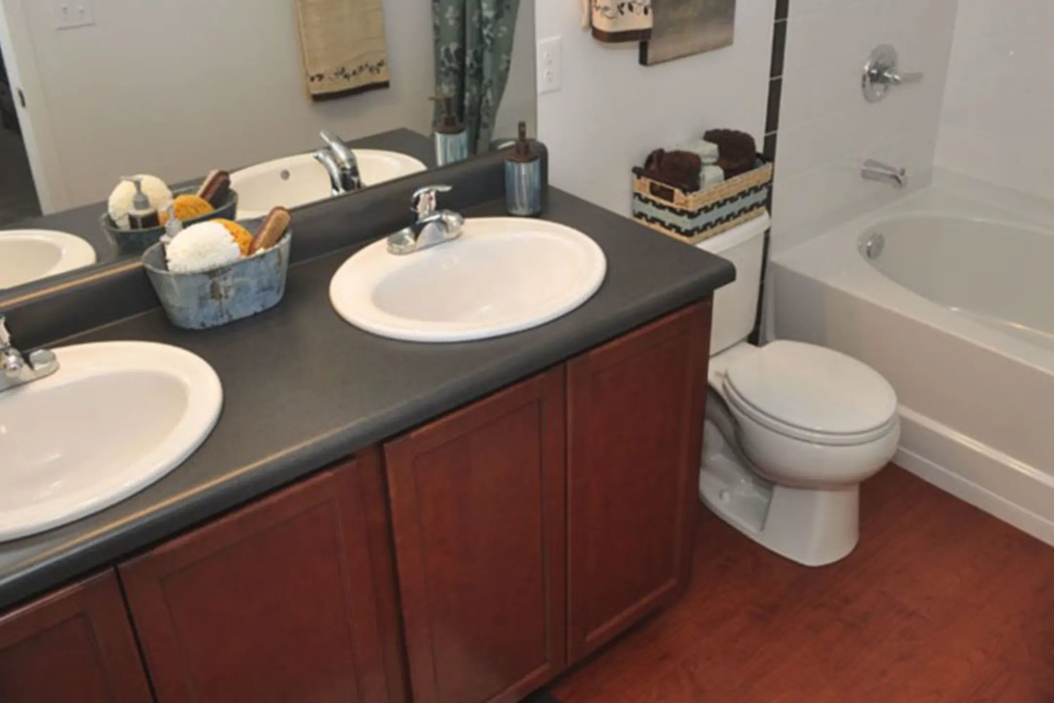 College Park Townhomes Apartments Gillette, WY 82718