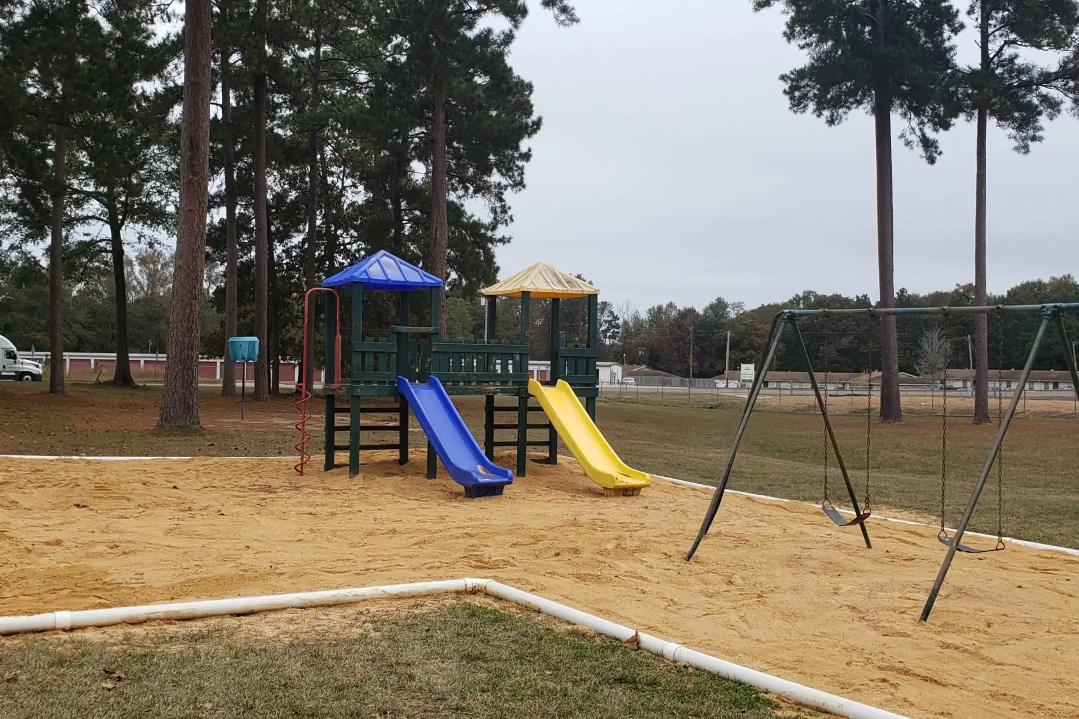 Lakeview Apartments 800 Magee Dr Brookhaven, MS Apartments for Rent