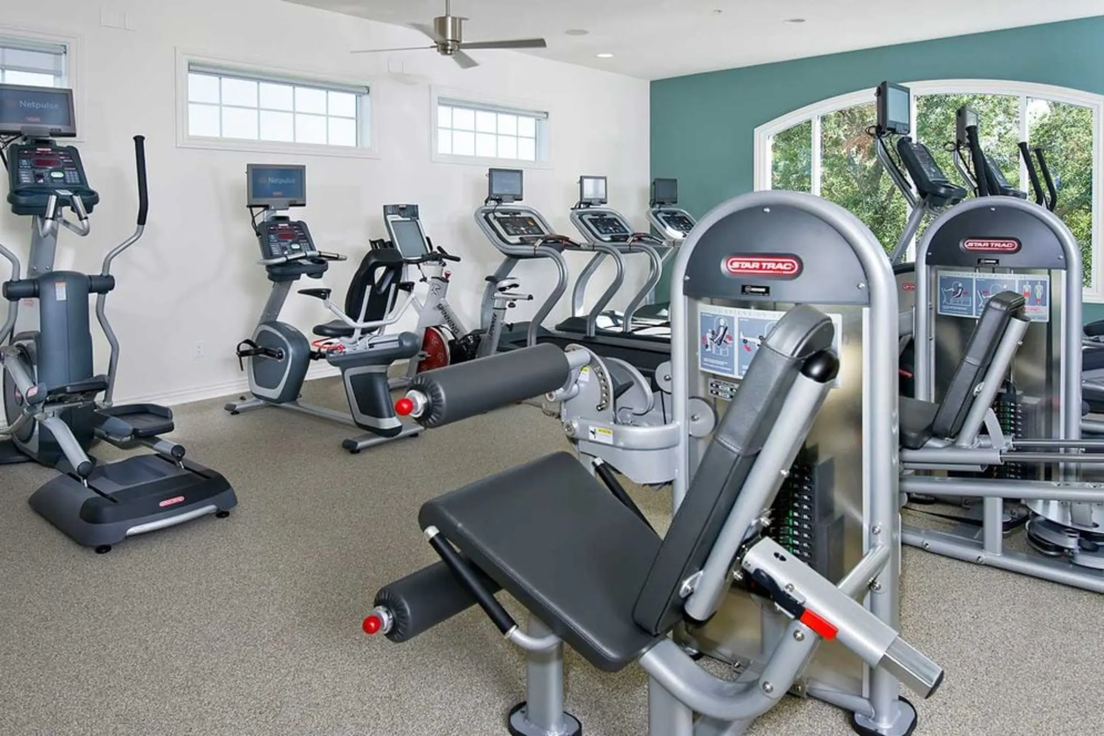Fitness Weight Room - Avalon Glendale - Glendale, CA