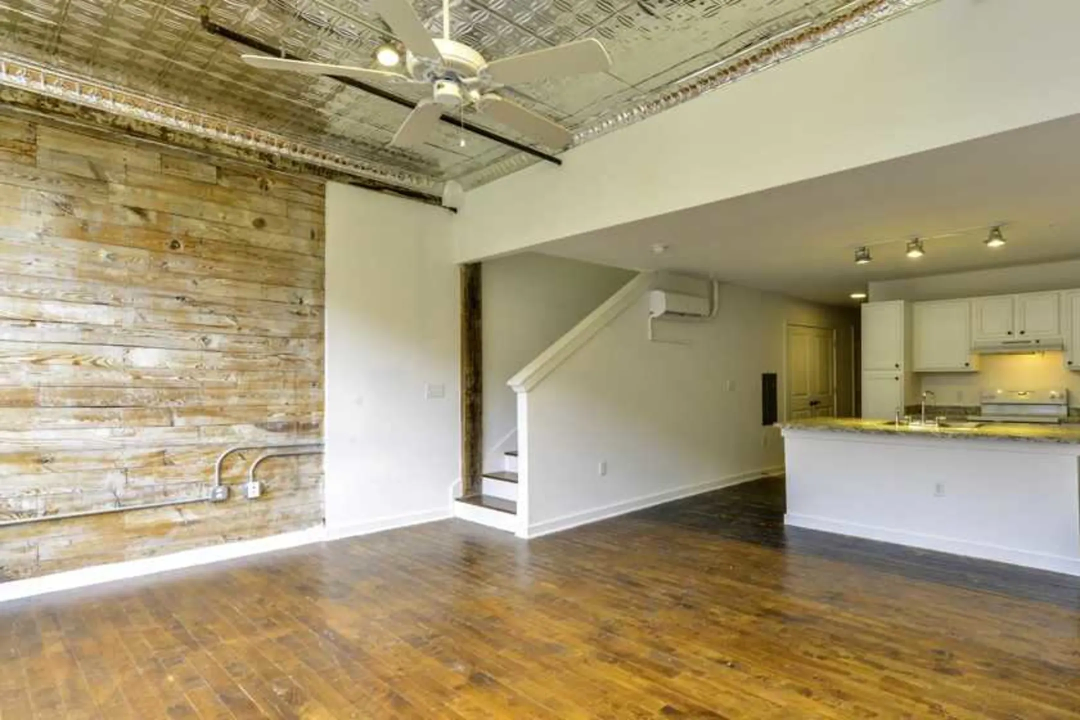 Living Room - Fulton Supply Lofts - Atlanta, GA