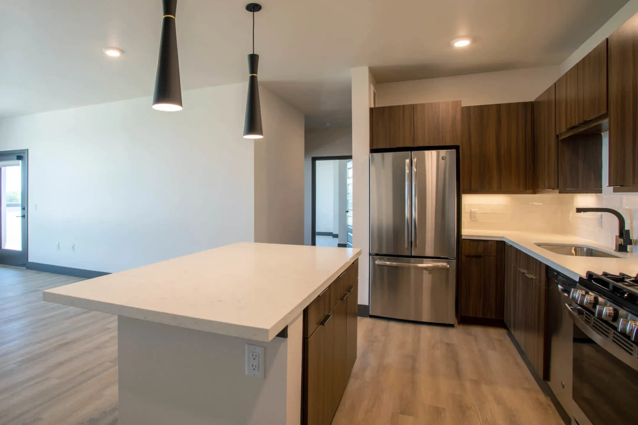 Kitchen - Circa Fitzsimons Apartments - Denver, CO