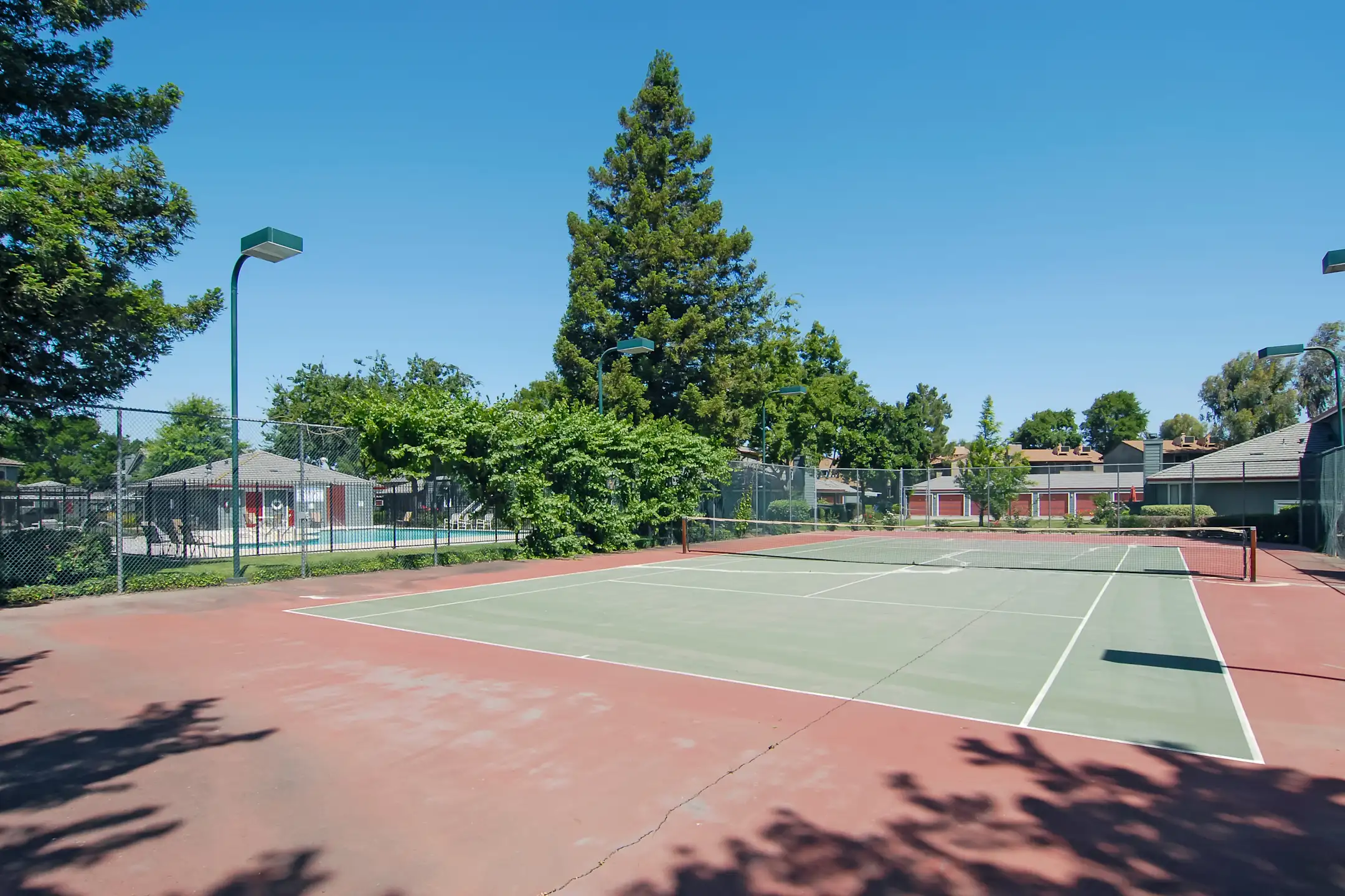 Lakeshore Gardens Apartments Lodi, CA 95242