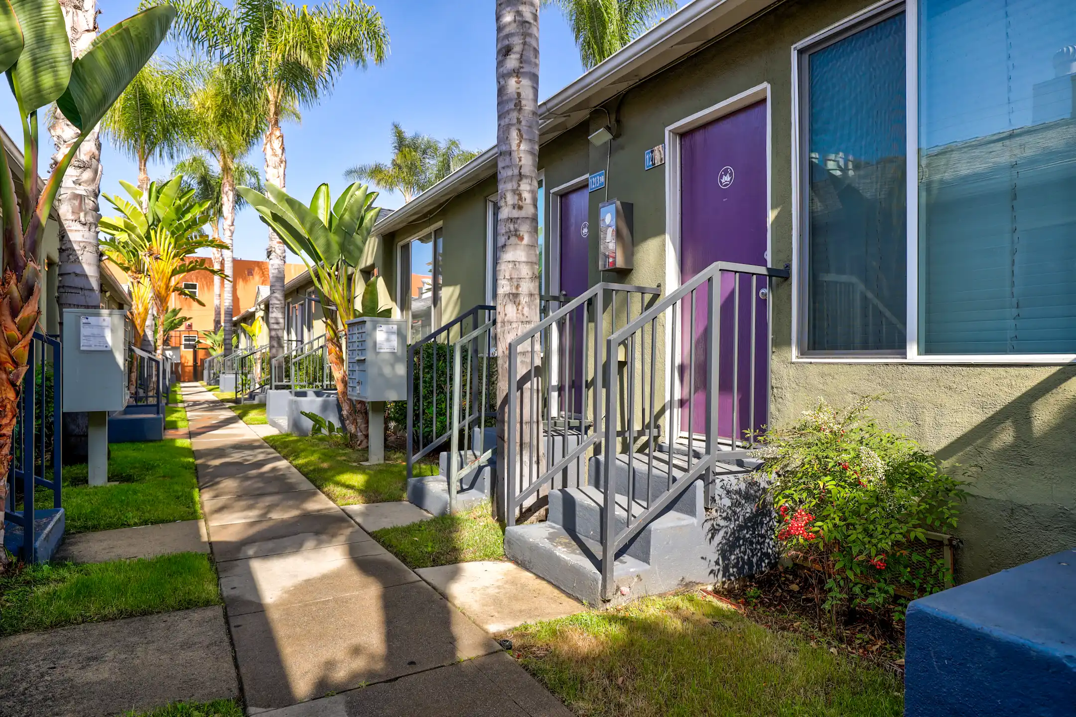 Hollywood Off Vine Apartments Los Angeles, CA 90038