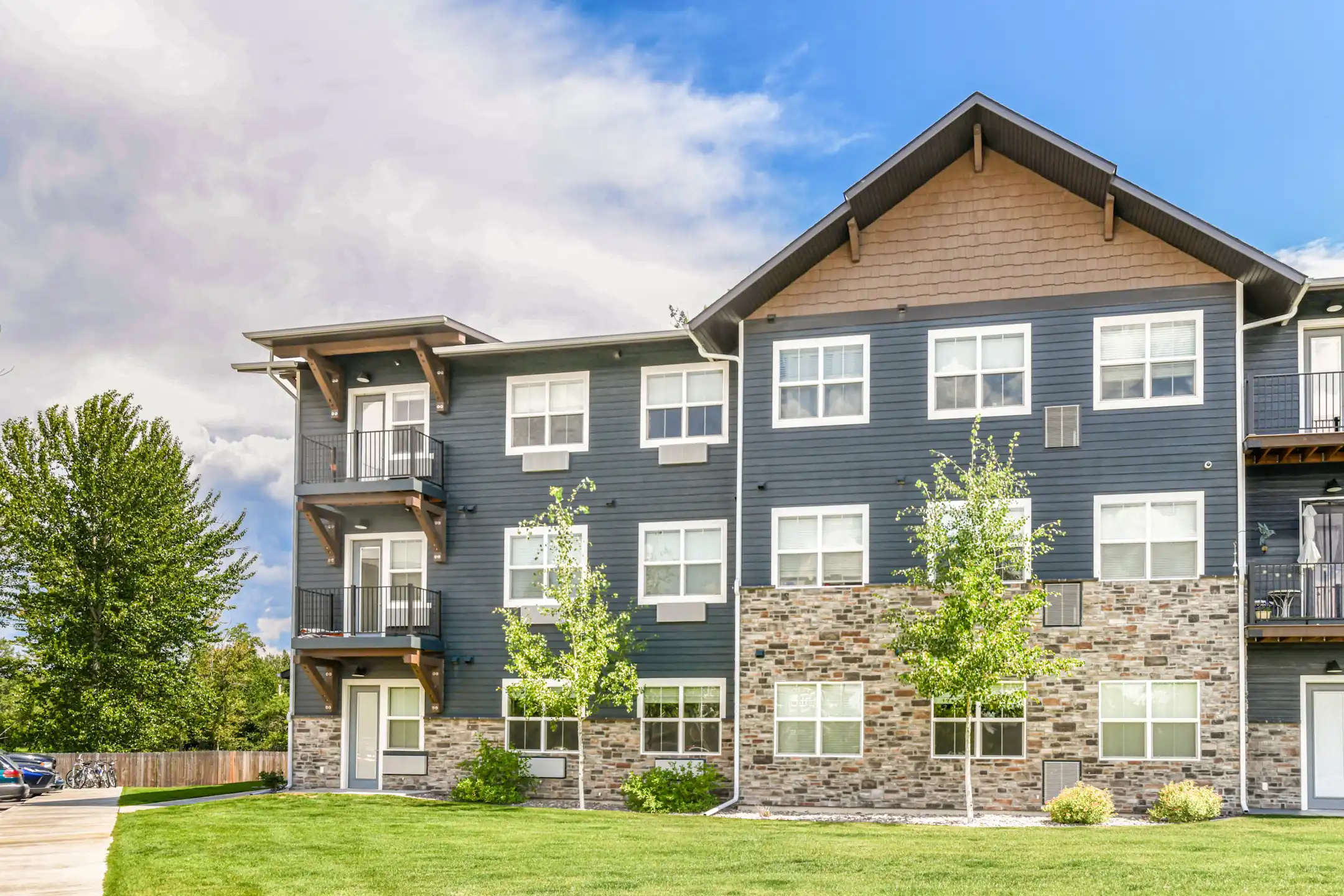 Highline Apartments 405 Bills Lane Columbia Falls, MT Apartments