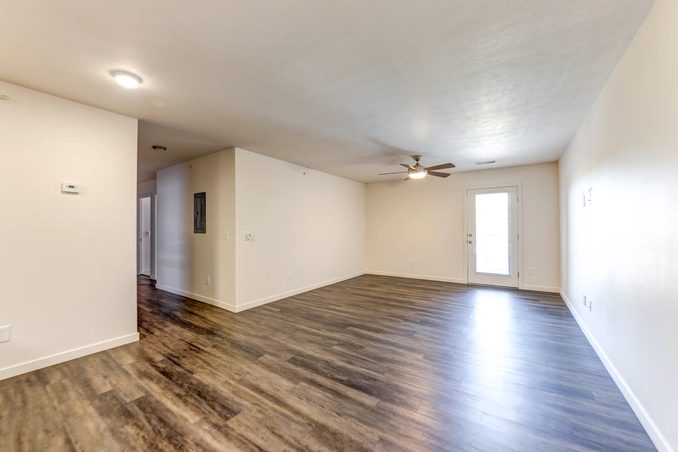 Republic Palms Apartments 1740 E Hamilton Way Republic, MO