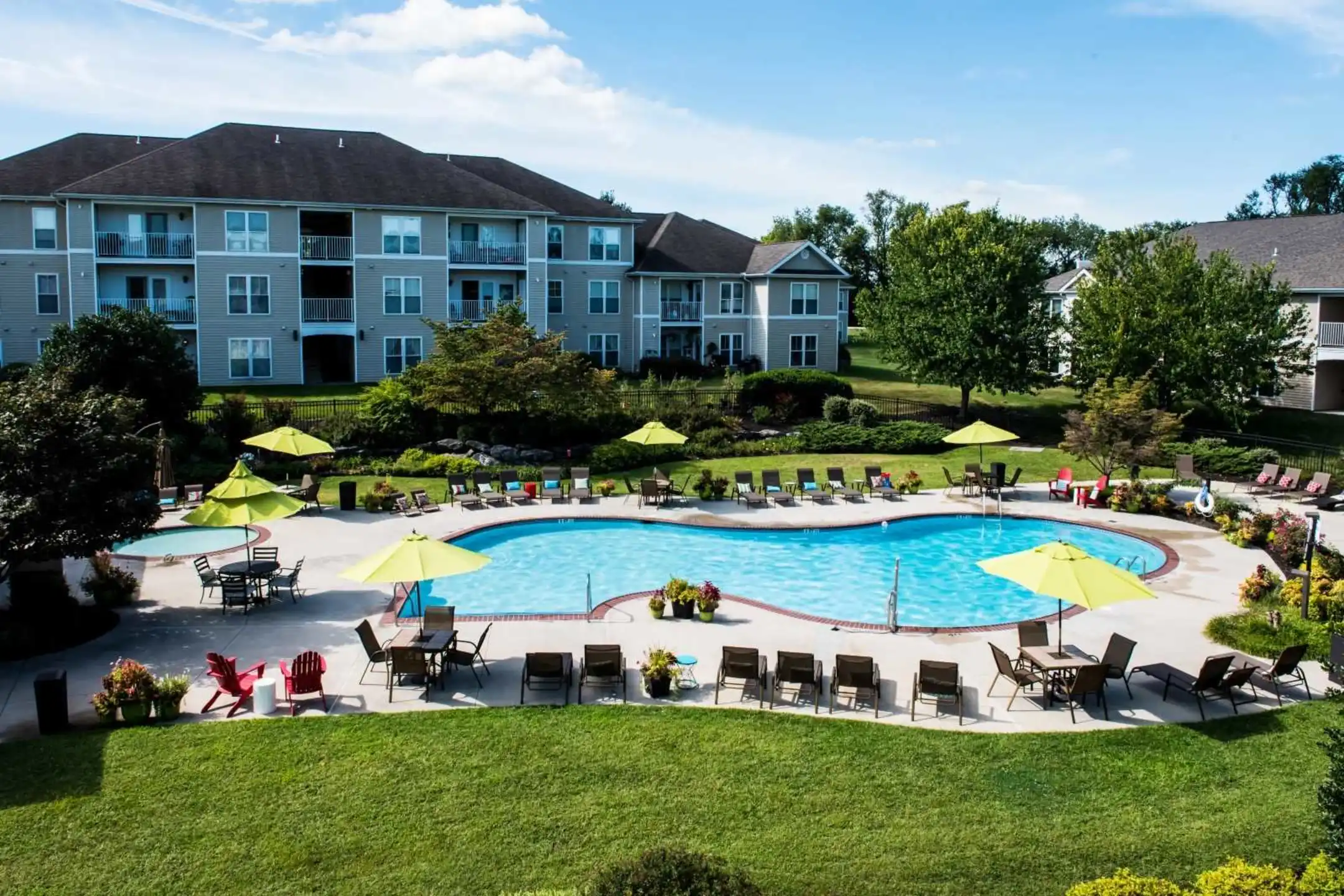 Pool - Bentley Ridge - Lancaster, PA