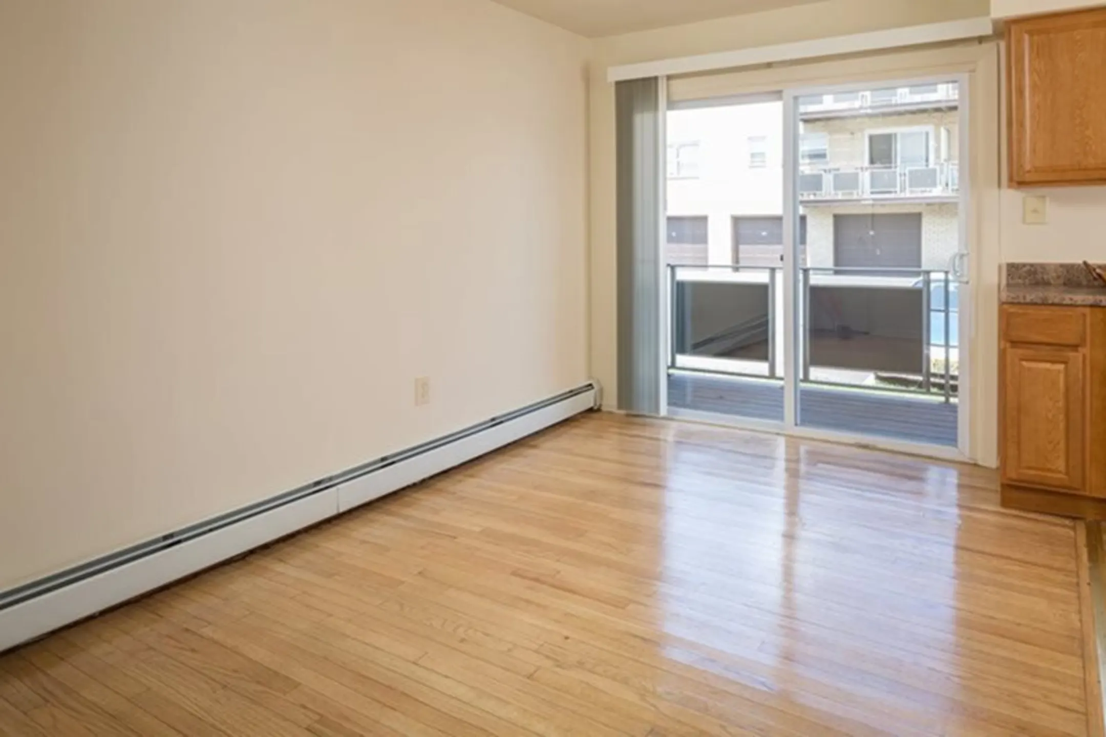 London Terrace Apartments Old Bridge, NJ 08859