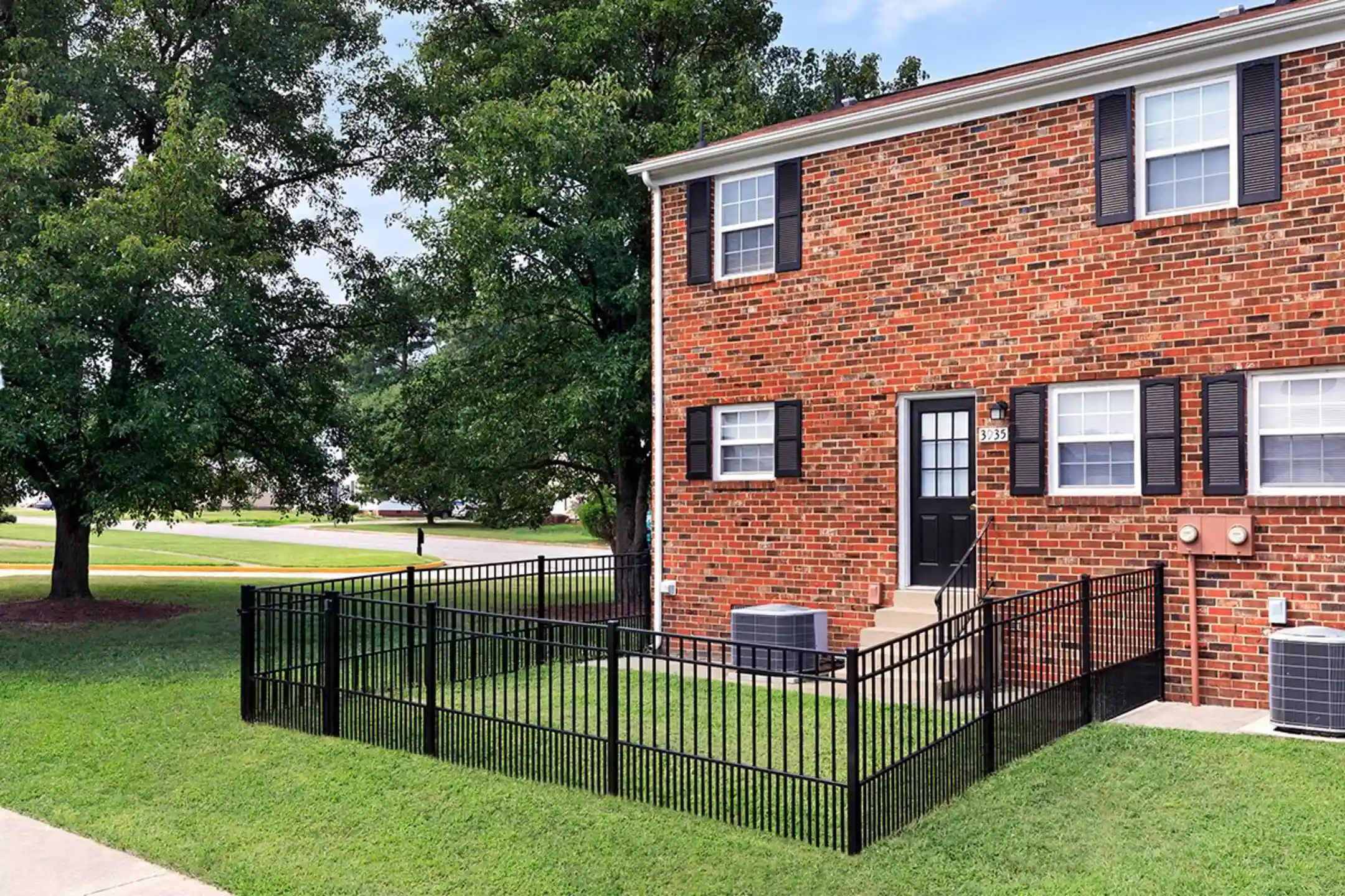 Building - Belmont Hills - North Chesterfield, VA