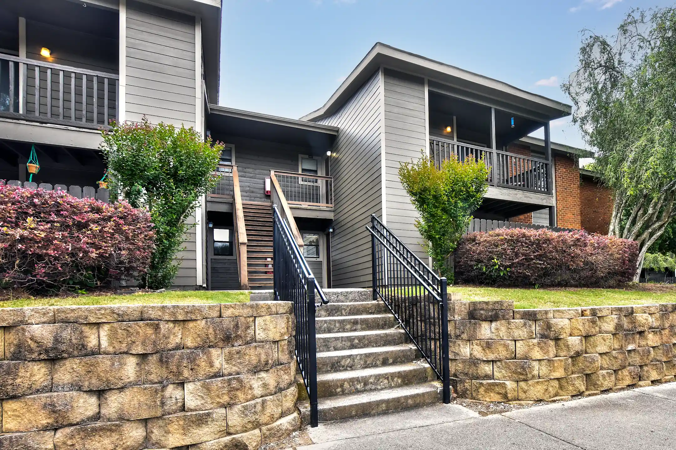 Building - Summer Place - Huntsville, AL