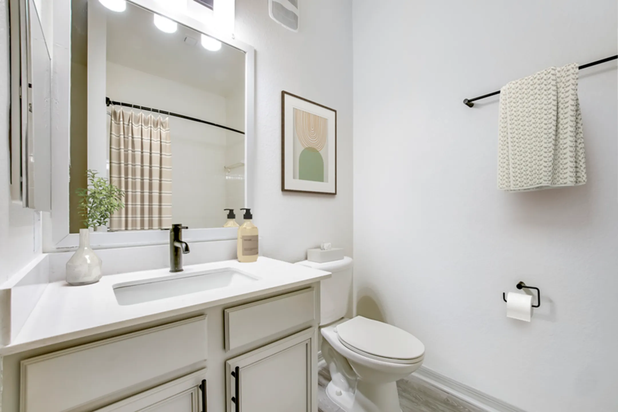 Bathroom - Halston Citrus Ridge - Kissimmee, FL