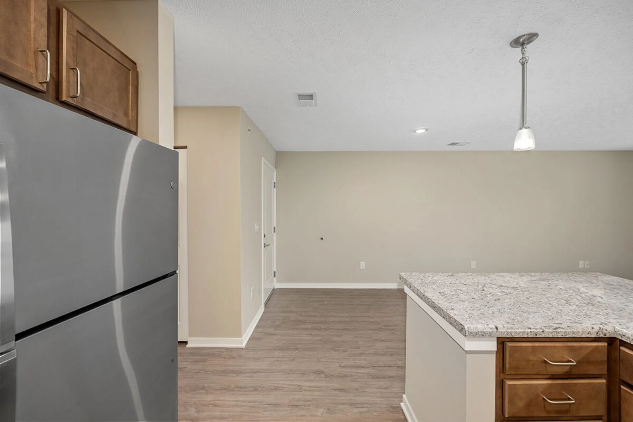 The Summit Apartments 421 N Willowbrook Rd Coldwater, MI Apartments