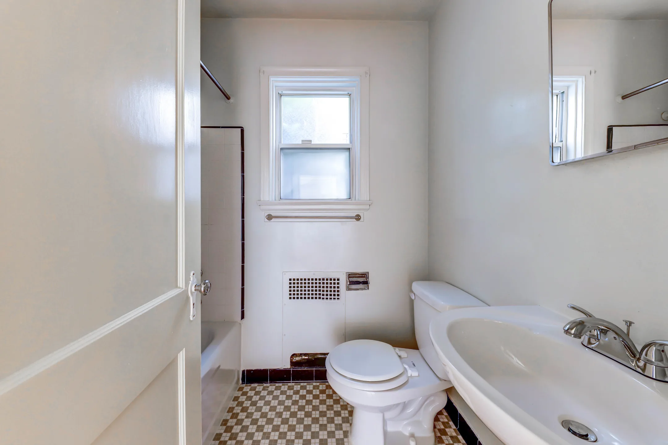Bathroom - Edgewater Apartments - Seattle, WA