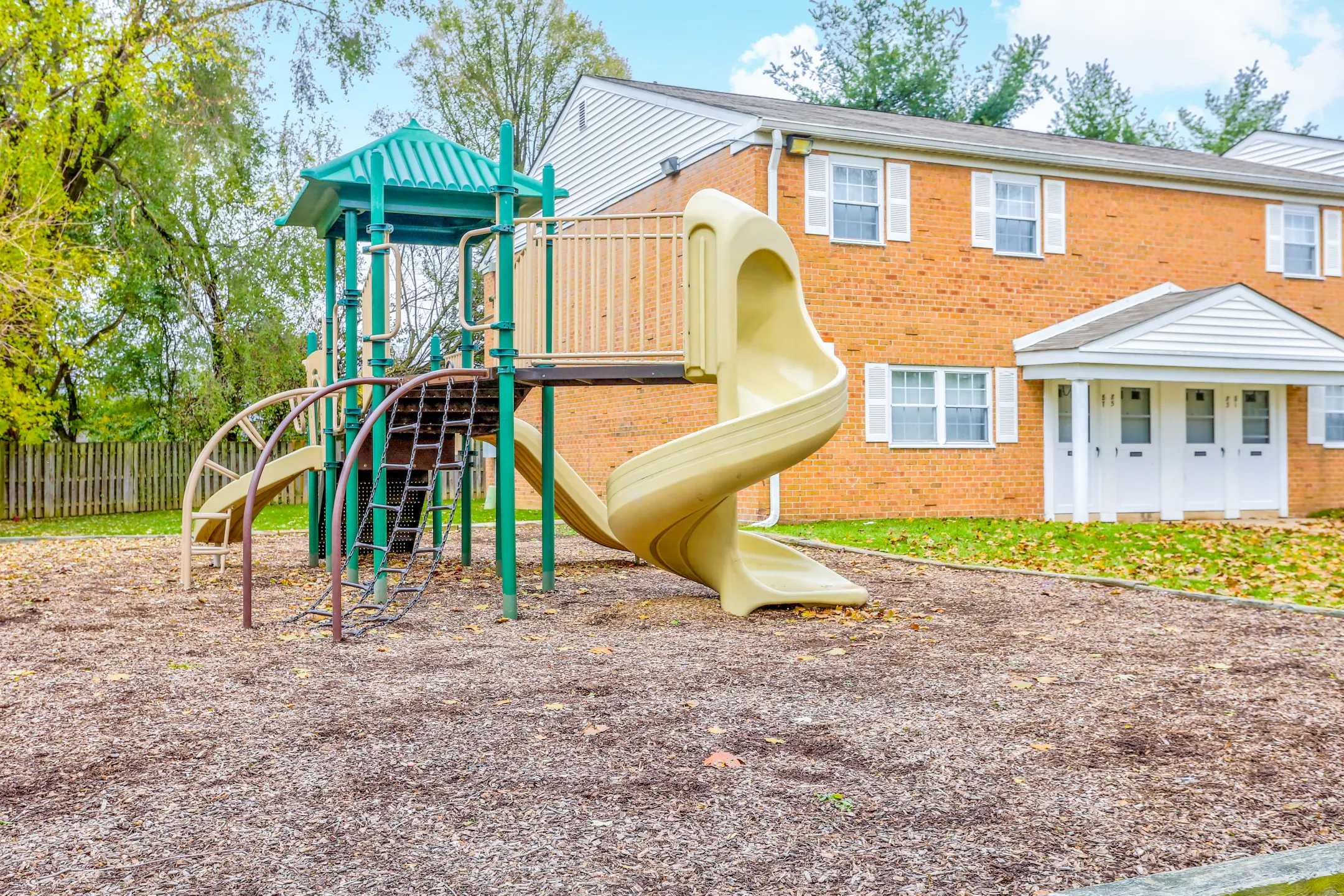 Orangewood Park Apartments Levittown, PA 19057