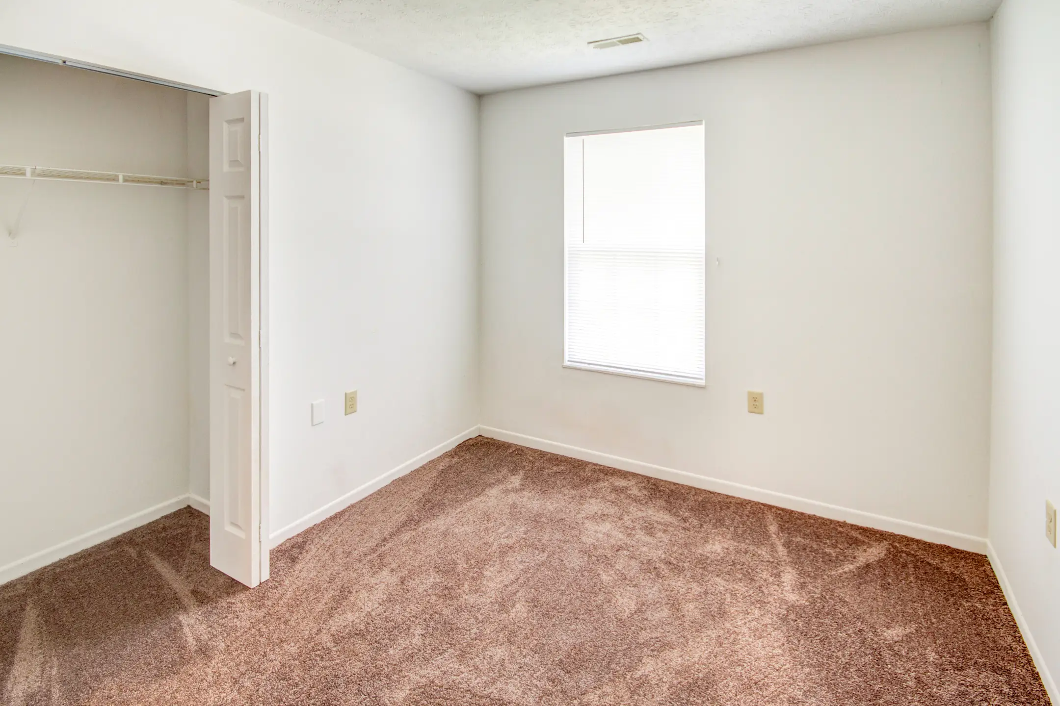 Eagle Ridge Townhomes & Apartments Apartments Erlanger, KY 41018