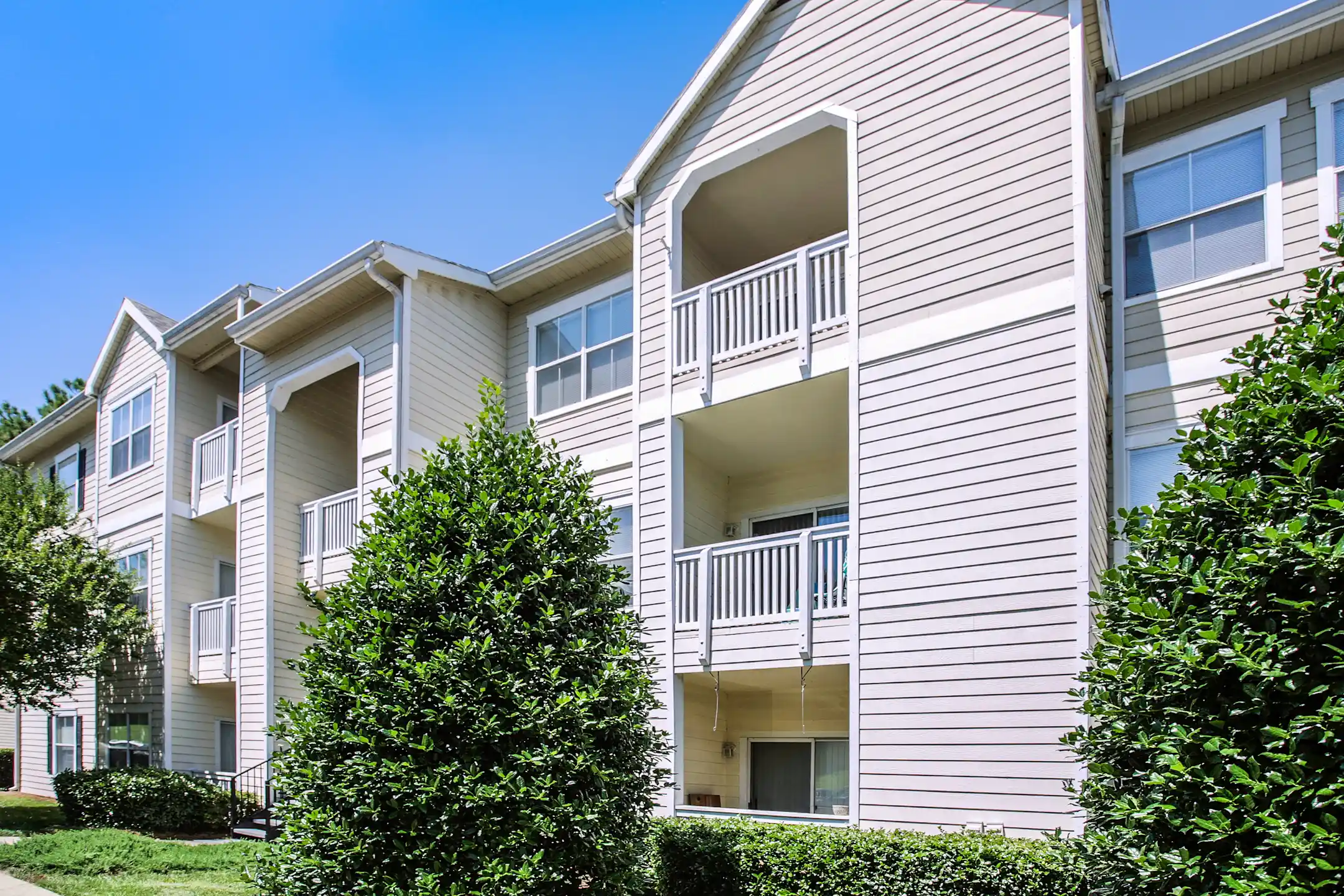 Building - Waterford Square - Charlotte, NC