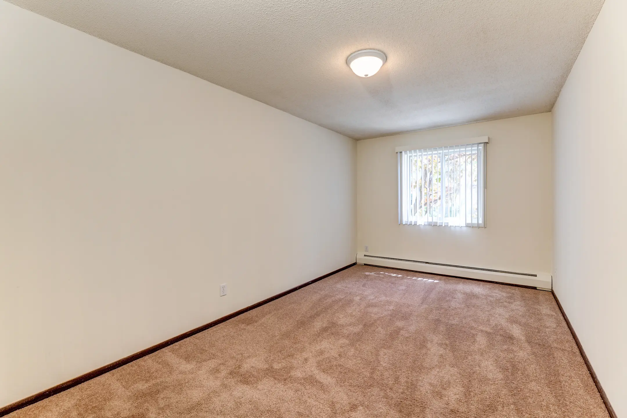 Sunset & Riverview Estates Apartments Champlin, MN 55316